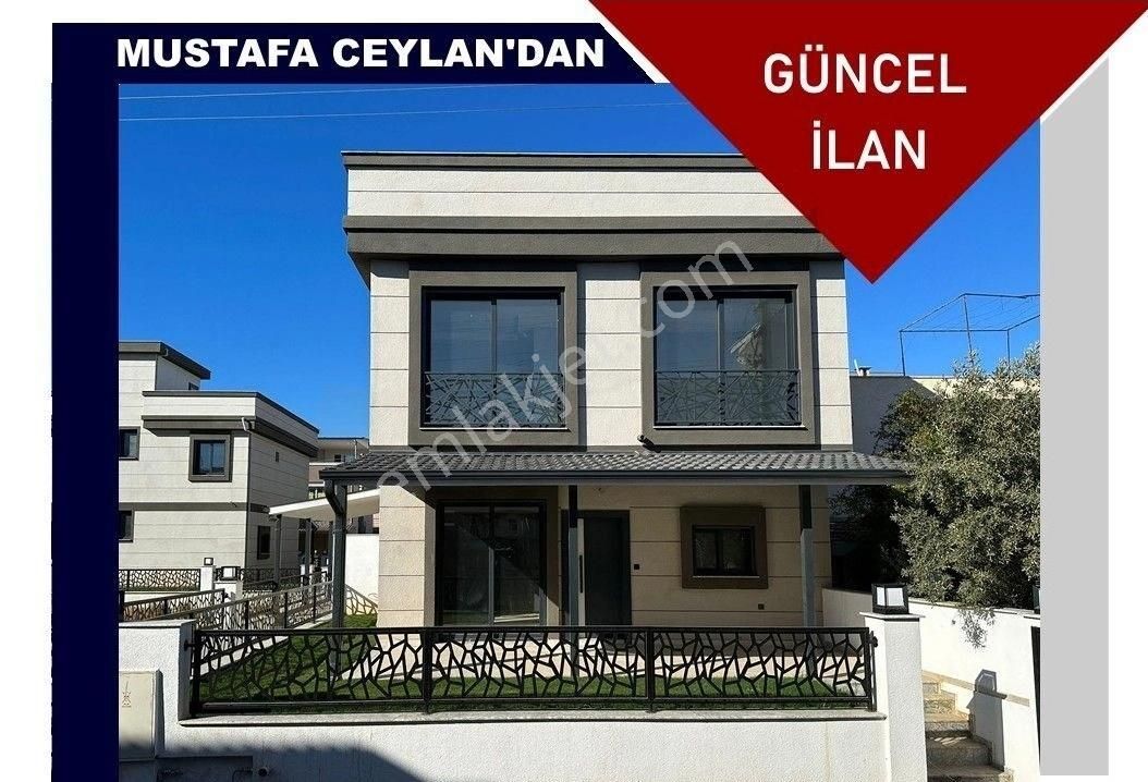 İzmir Seferihisar Doğanbeyde 2+1 Satılık Yazlık Villa Sahile 300 Metre