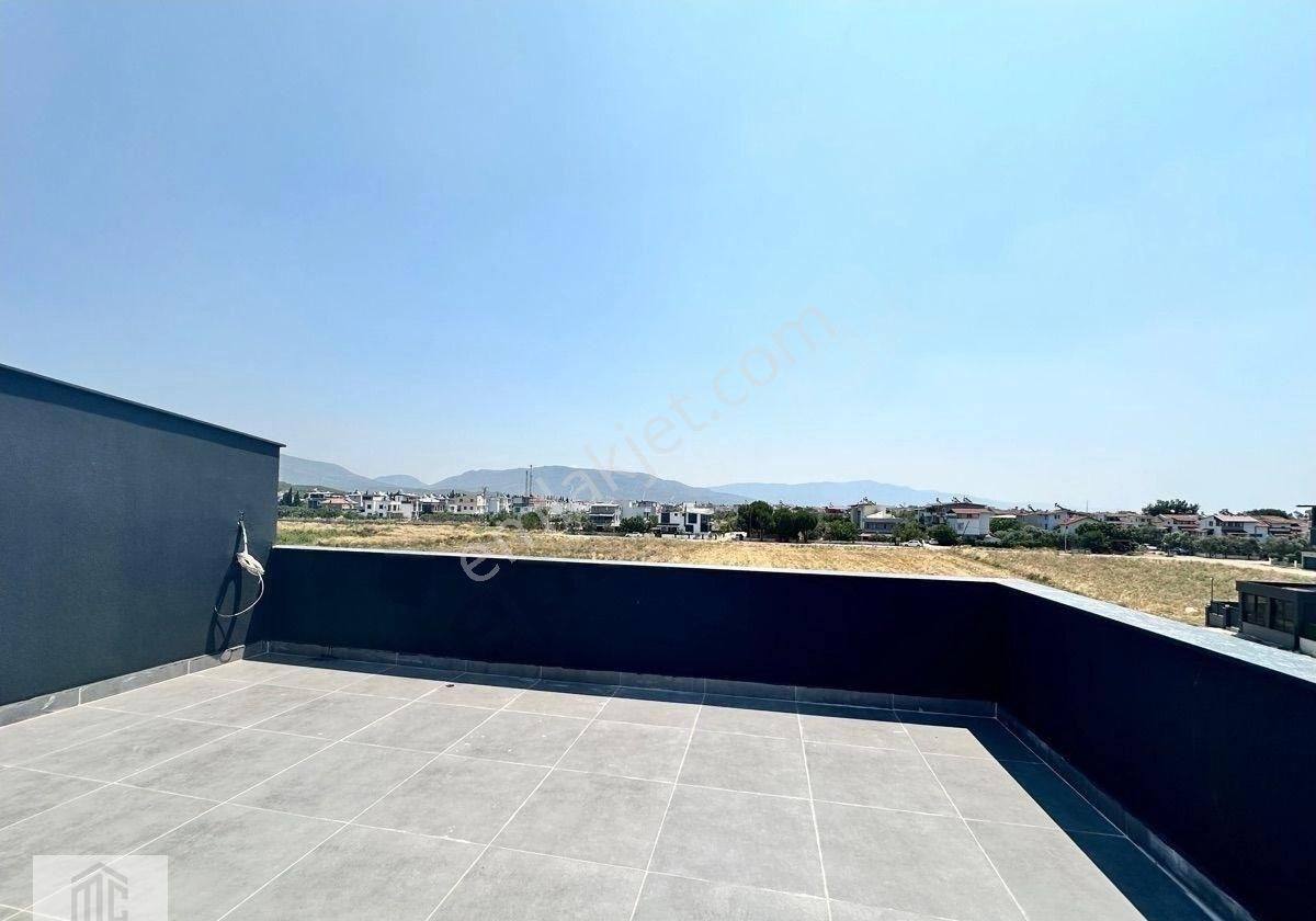 Doğanbey Cumhuriyet 2+1 Satılık Müstakil Lüks Yazlık Villa Denize 750metre - Görsel 11