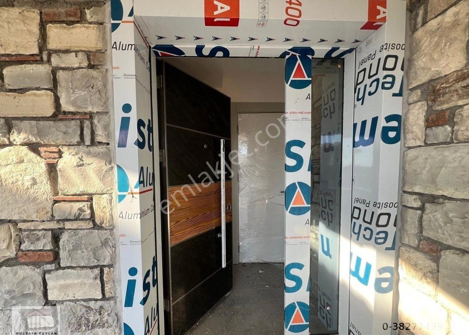 Seferihisar Akarcada 430m2 Arsa İçinde 4+1 Müstakil Villa /// Zemin Katta Yatak Odası Var - Görsel 11