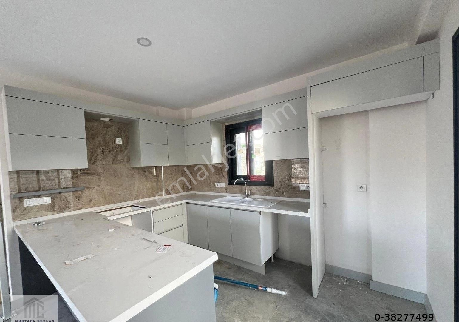 Seferihisar Akarcada 430m2 Arsa İçinde 4+1 Müstakil Villa /// Zemin Katta Yatak Odası Var - Görsel 24