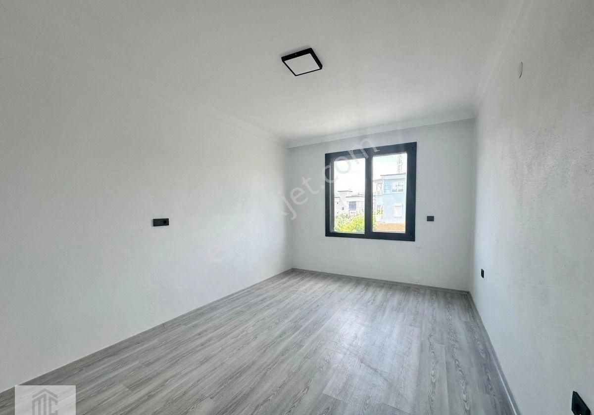 Seferihisar Doğanbey Cumhuriyette 3+1 Büyük Bahçeli Gebiş Odalı Villa - Görsel 17