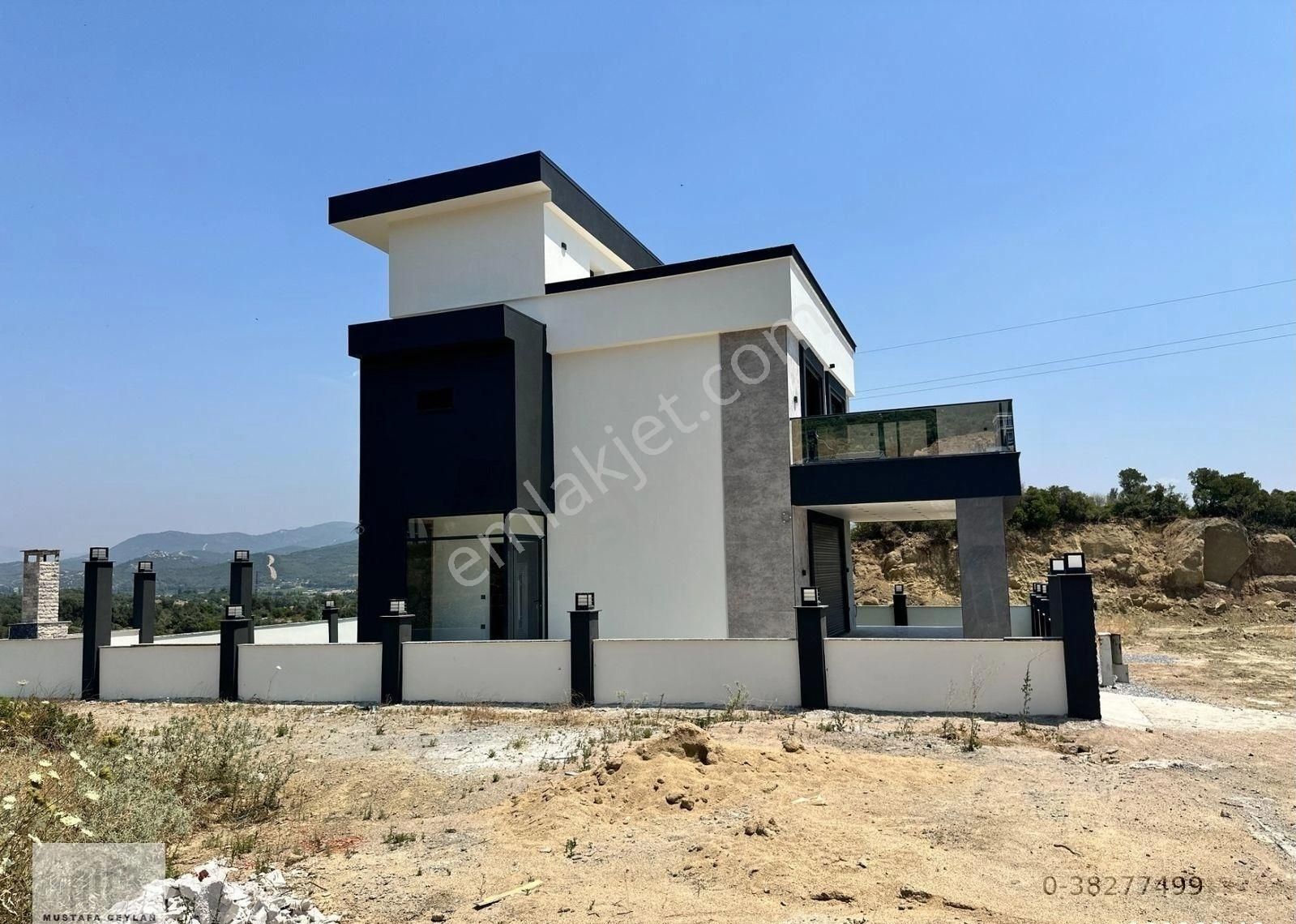 Seferihisar Doğanbeyde 4+1 Satılık Müstakil Lüks Villa Doğa Ve Deniz Manzaralı