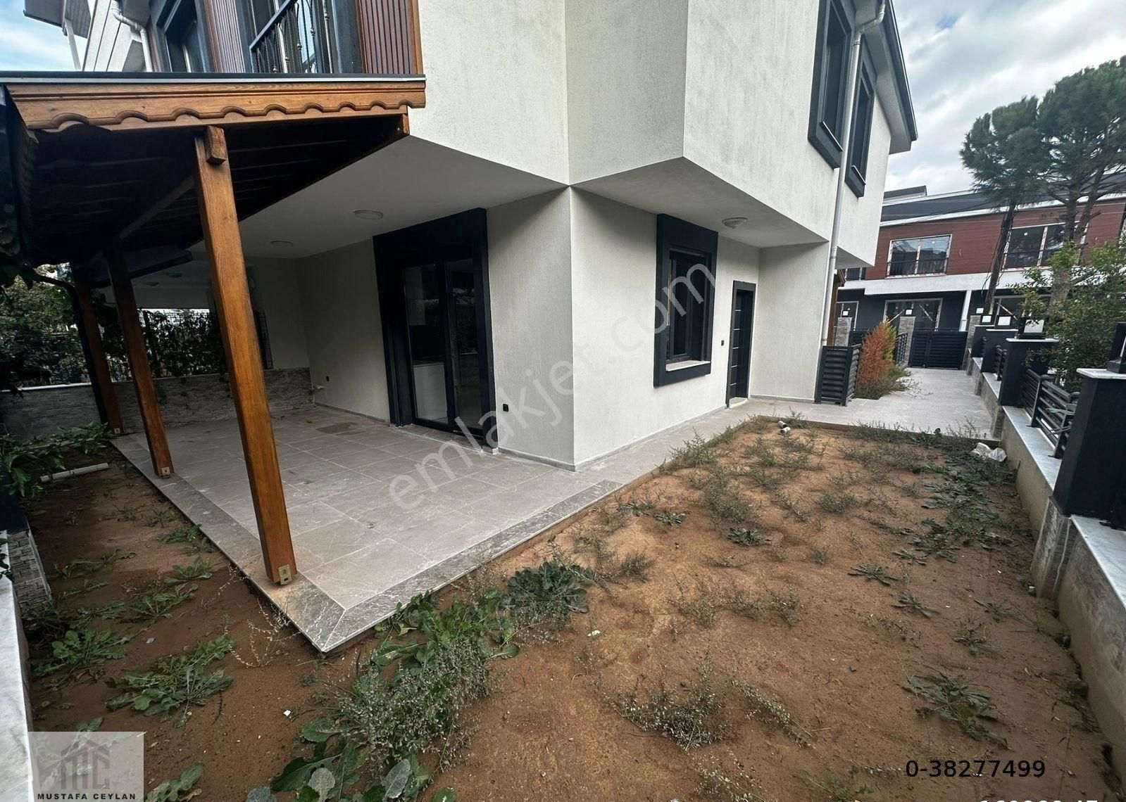 Seferihisar Doğanbeyde 3+1 Satılık Yazlık Villa Denize Çok Yakın 350 Metre Mesafede - Görsel 3