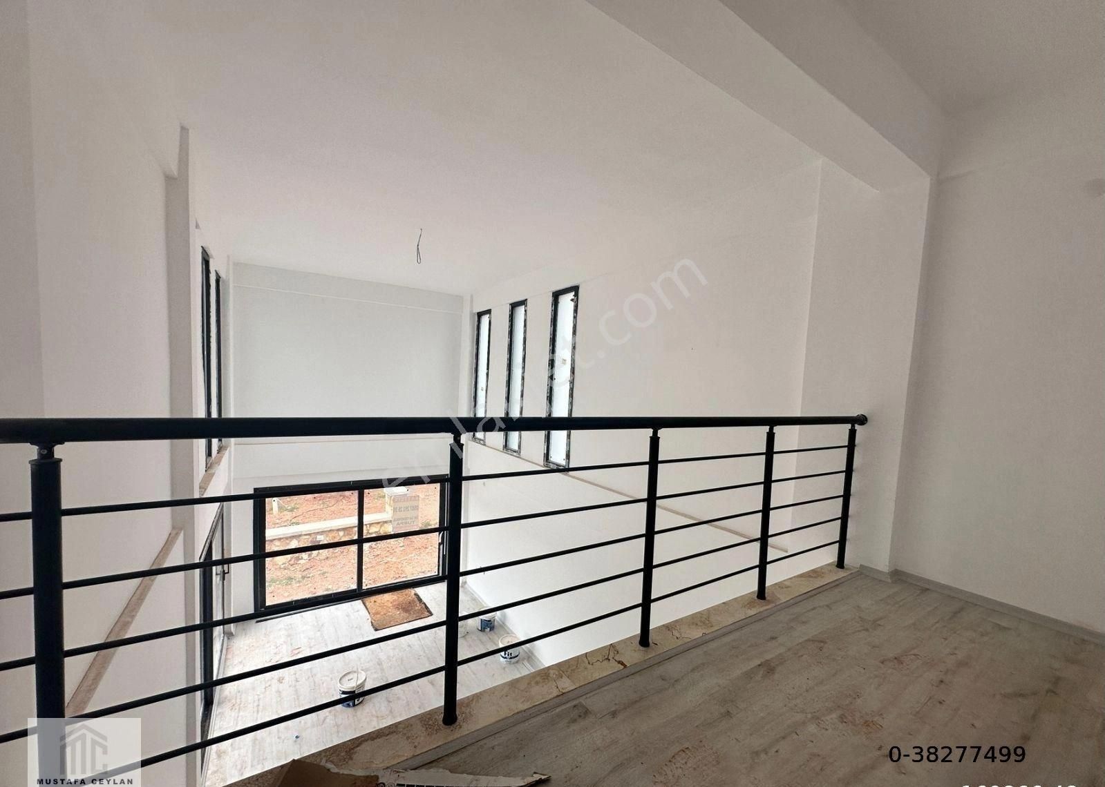 Seferihisar Doğanbeyde 2+1 Satılık Villa Ayrı Mutfaklı Lüks Villa - Görsel 23