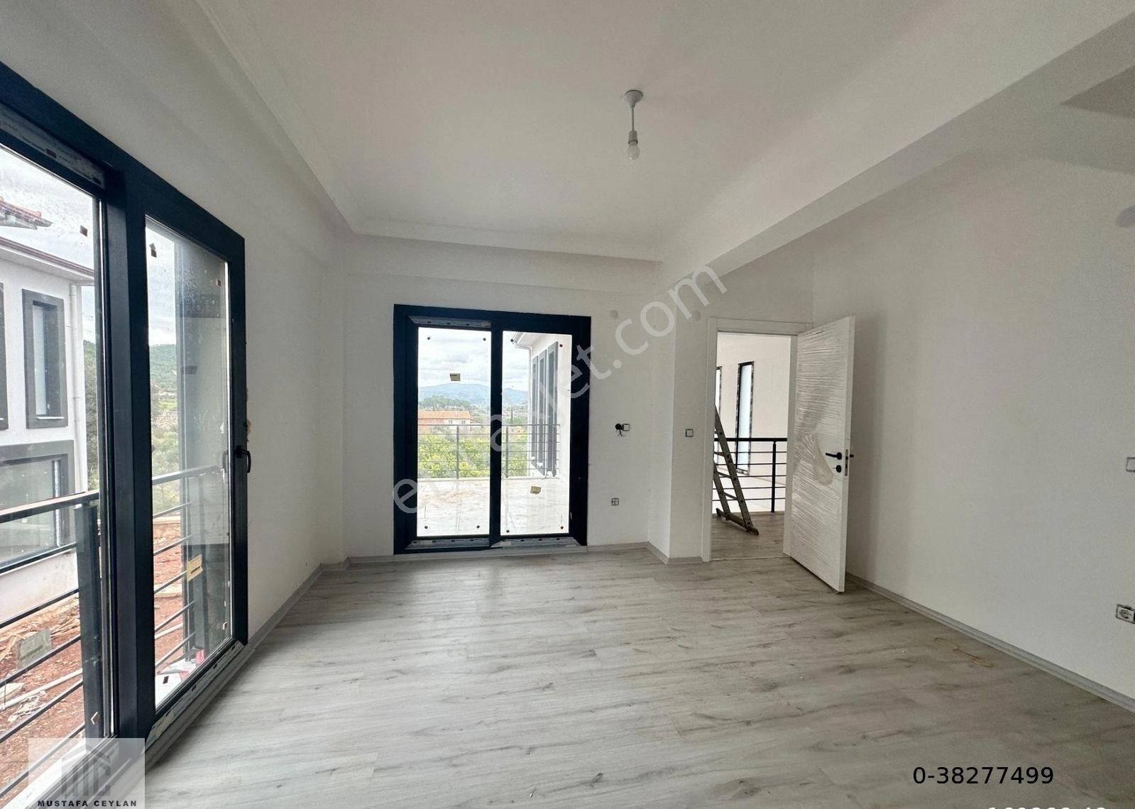 Seferihisar Doğanbeyde 2+1 Satılık Villa Ayrı Mutfaklı Lüks Villa - Görsel 18