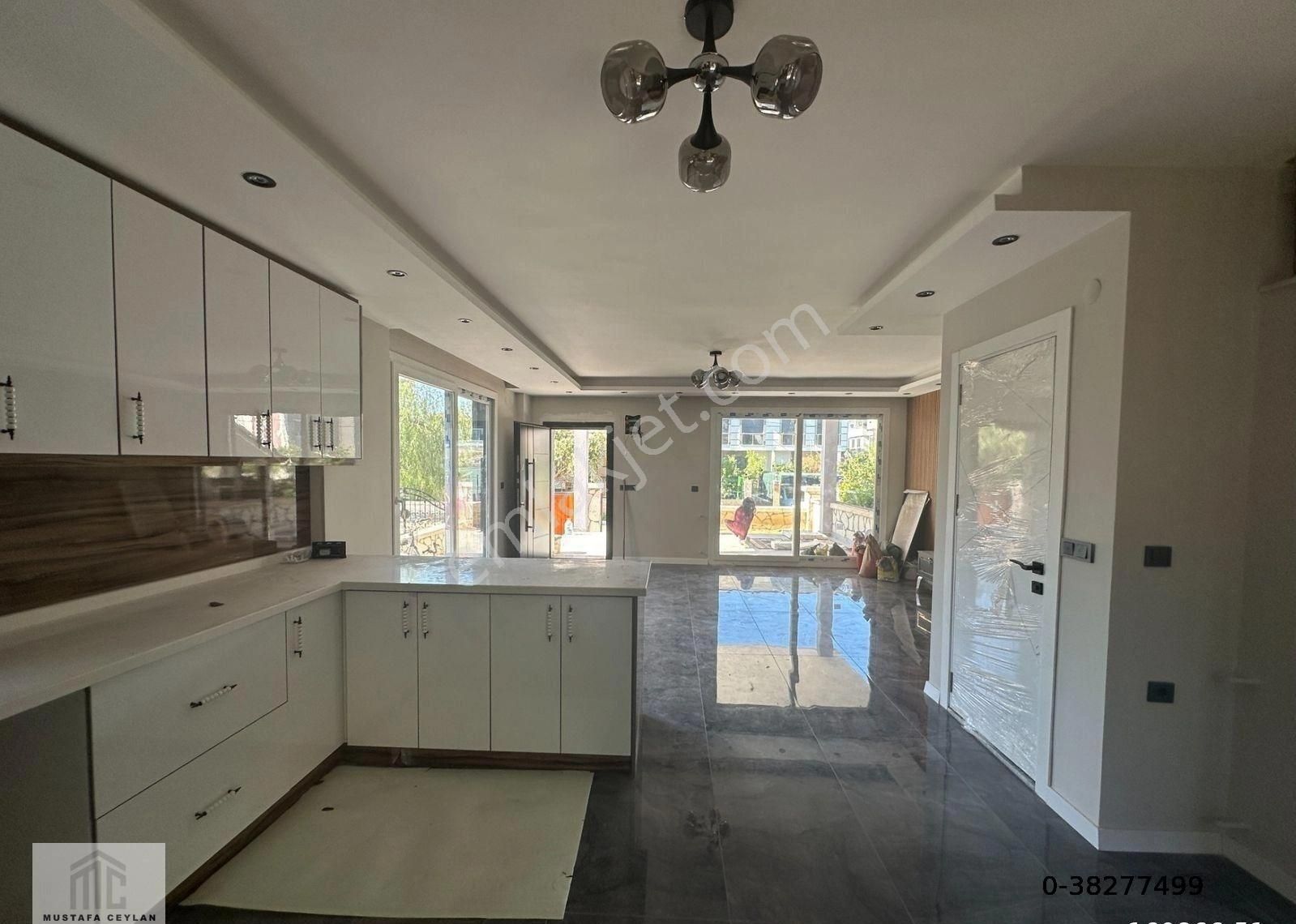 İzmir Seferihisar Doğanbeyde 3+1 Satılık Villa Merkezde Denize Çarşıya Çok Yakın - Görsel 14