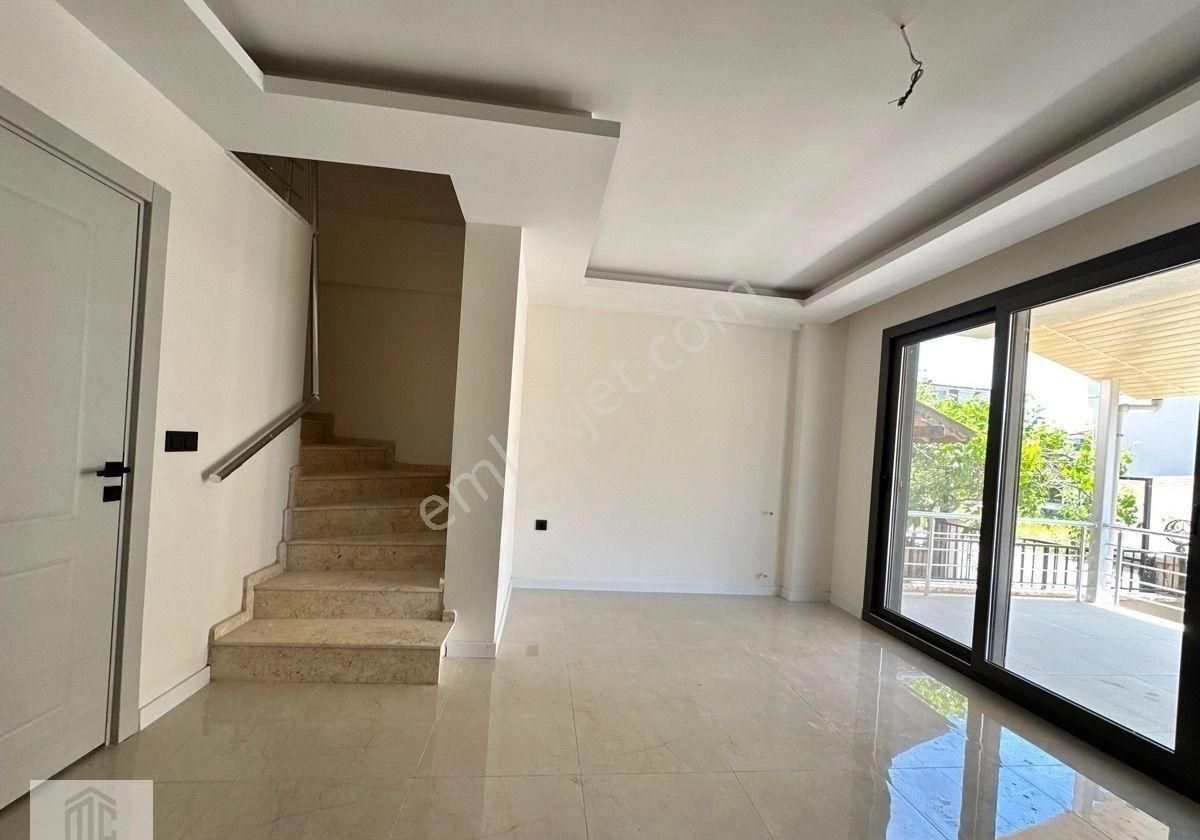 İzmir Seferihisar Payamlıda 2+1 Satılık Villa Denize Yakın 450metre Mesafede - Görsel 6