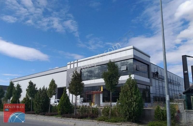 Kocaeli Çayırova Kiralık 18.500 M2 Reklam Değeri Depo&showroom