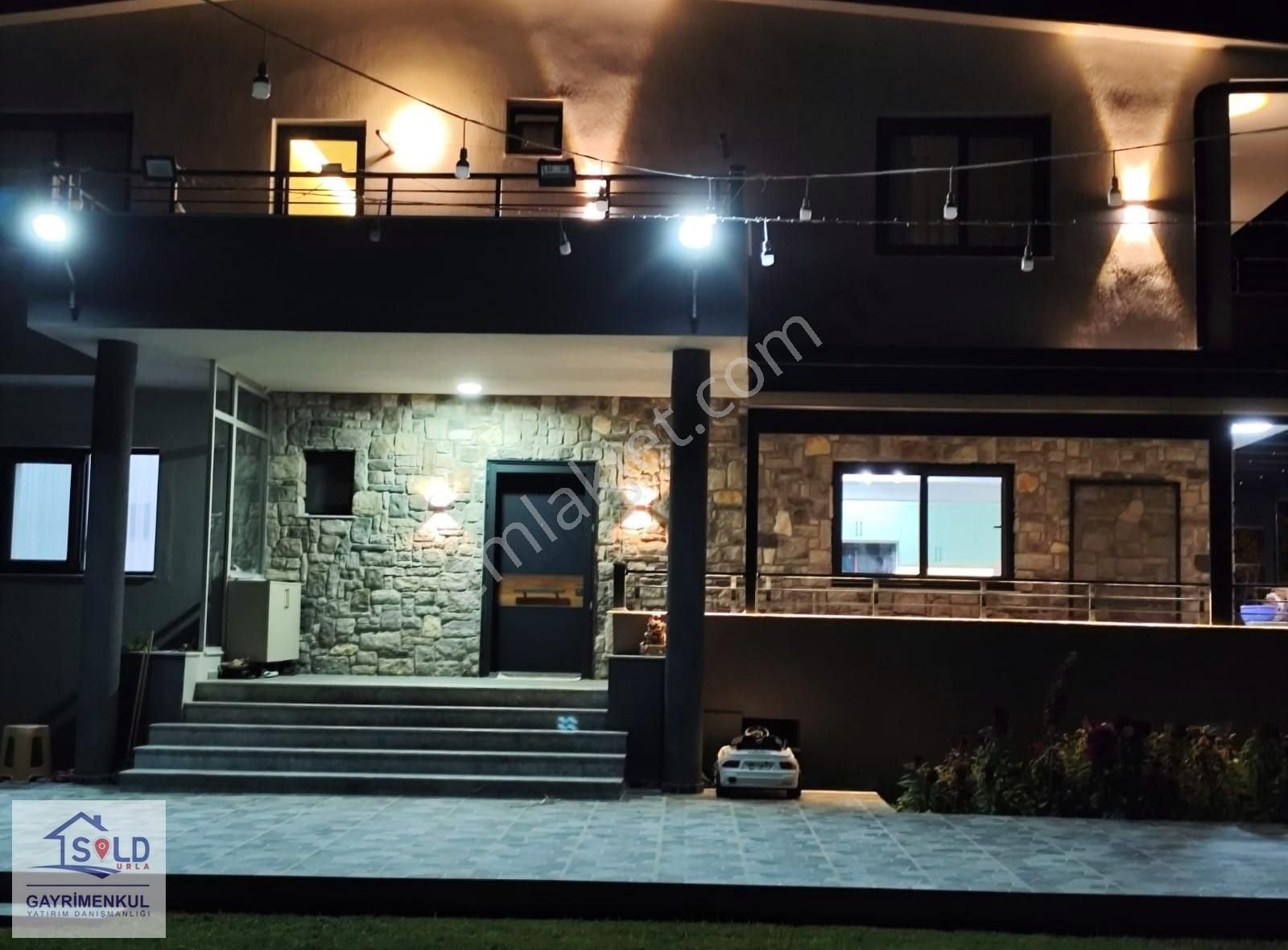 Urla İçmeler 2 Dönüm Arazi İçinde 6+1 Eşyalı Kiralık - Görsel 22