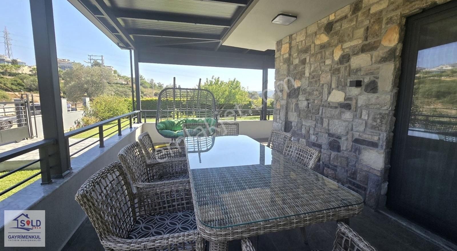 Urla İçmeler 2 Dönüm Arazi İçinde 6+1 Eşyalı Kiralık - Görsel 23