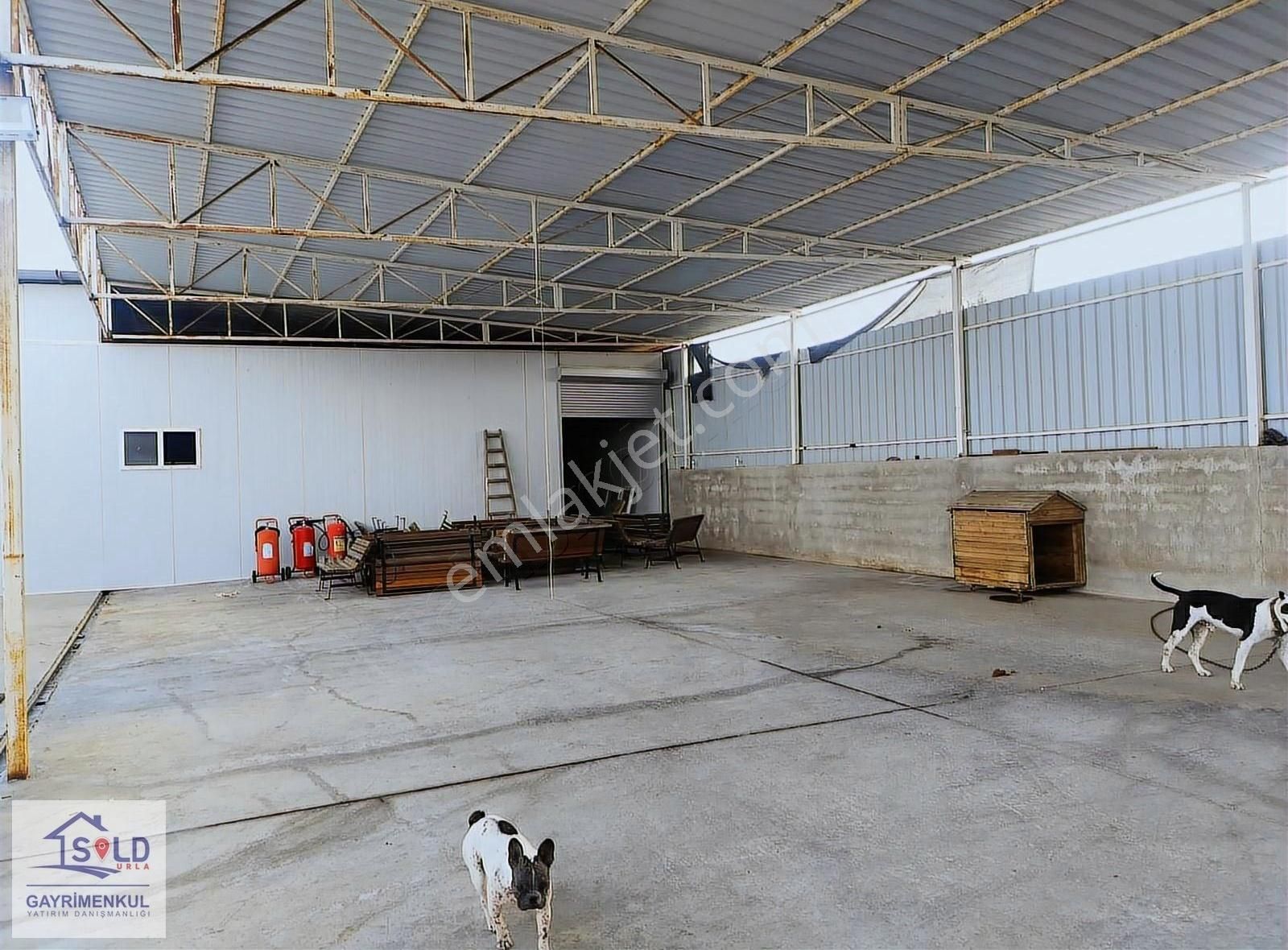 Urla İçmeler Mah 160 M2 Kapalı Alanlı Kiralık Depo - Görsel 2