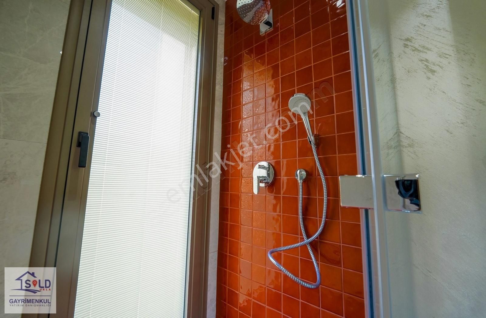 Urla'da Yatay Mimari Satılık 4+1 Tam Müstakil Havuzlu Villa - Görsel 6