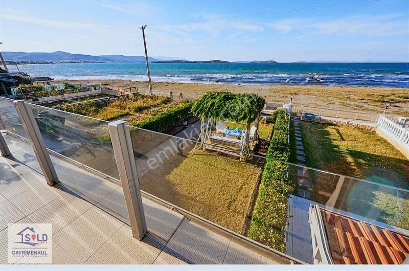 Urla Atatürk Mah Denize Sıfır Satılık Villa 4+1 - Görsel 2