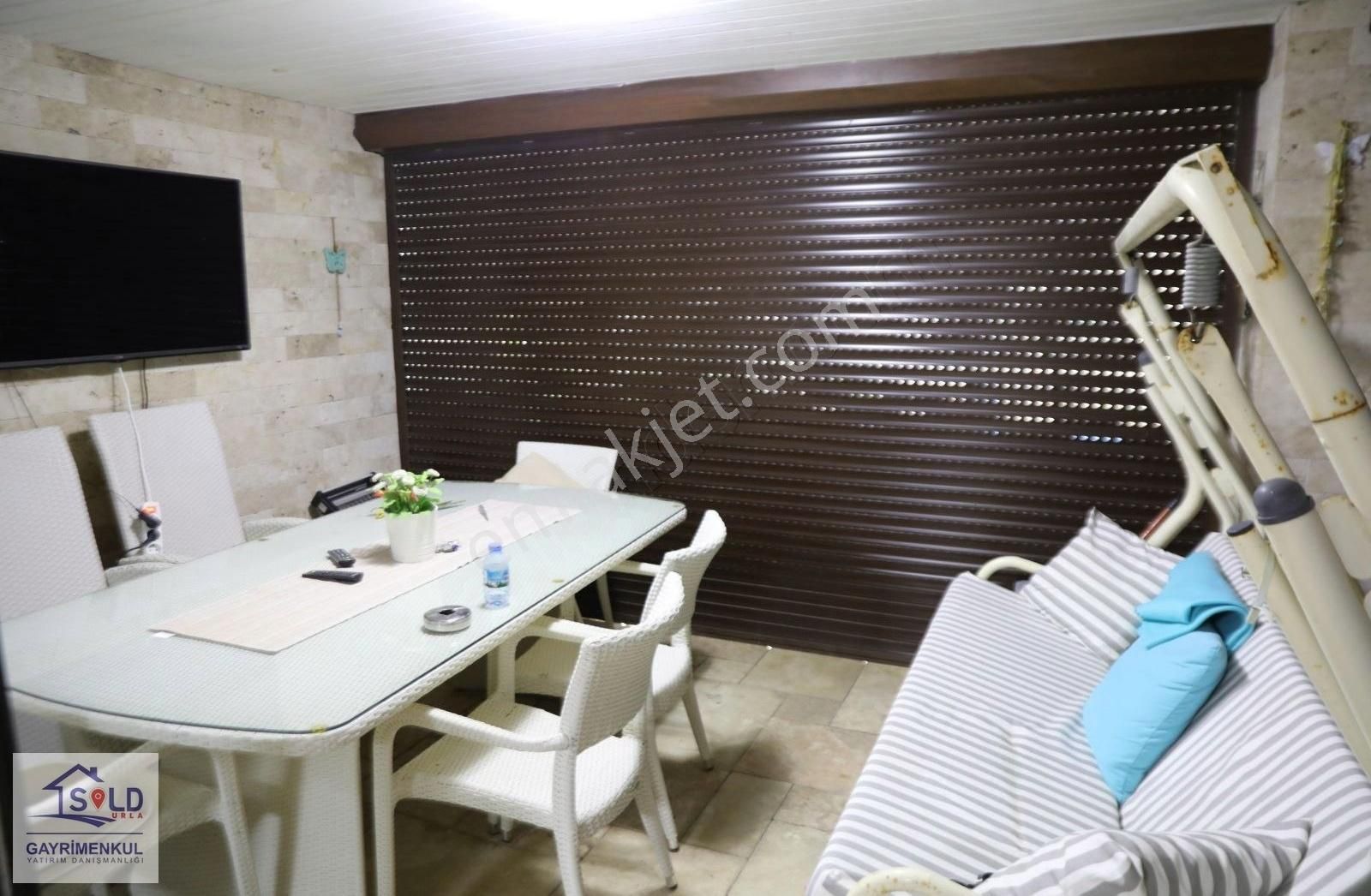 Urla Yenikent Mahallesi 4+2 Müstakil Havuzlu Satılık Villa - Görsel 5