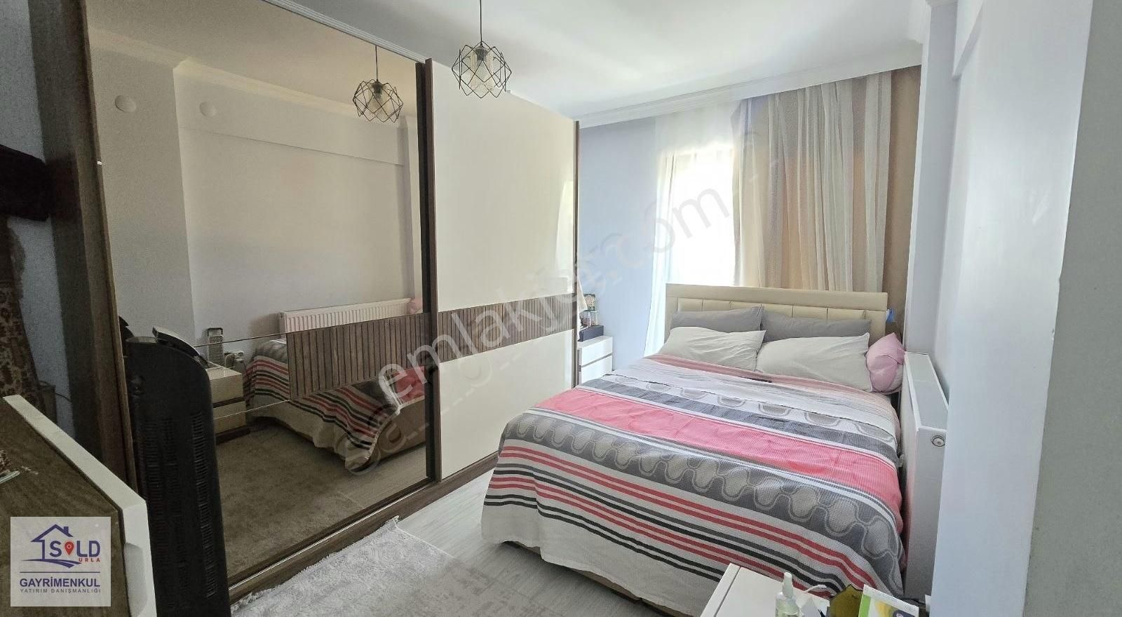 Urla Atatürk Mah Satılık 3+1 Müstakil Villa Denize Yakın - Görsel 3