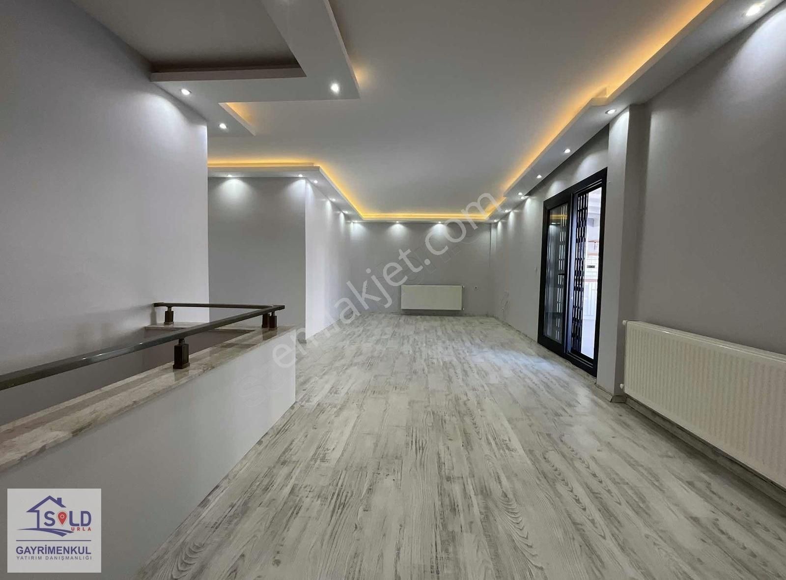 Saim Çıkrıkçı Cad Üzeri 4+1 Çatı Dubleksi Teraslı Satılık Daire - Görsel 9