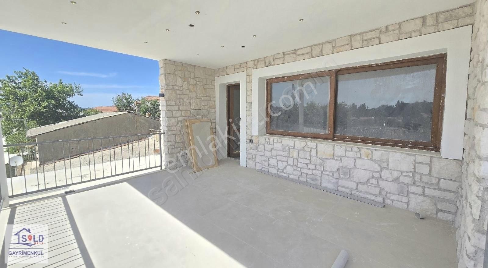 Urla Sanat Sokağı Kiralık 2 Katlı Ofis/büro - Görsel 19