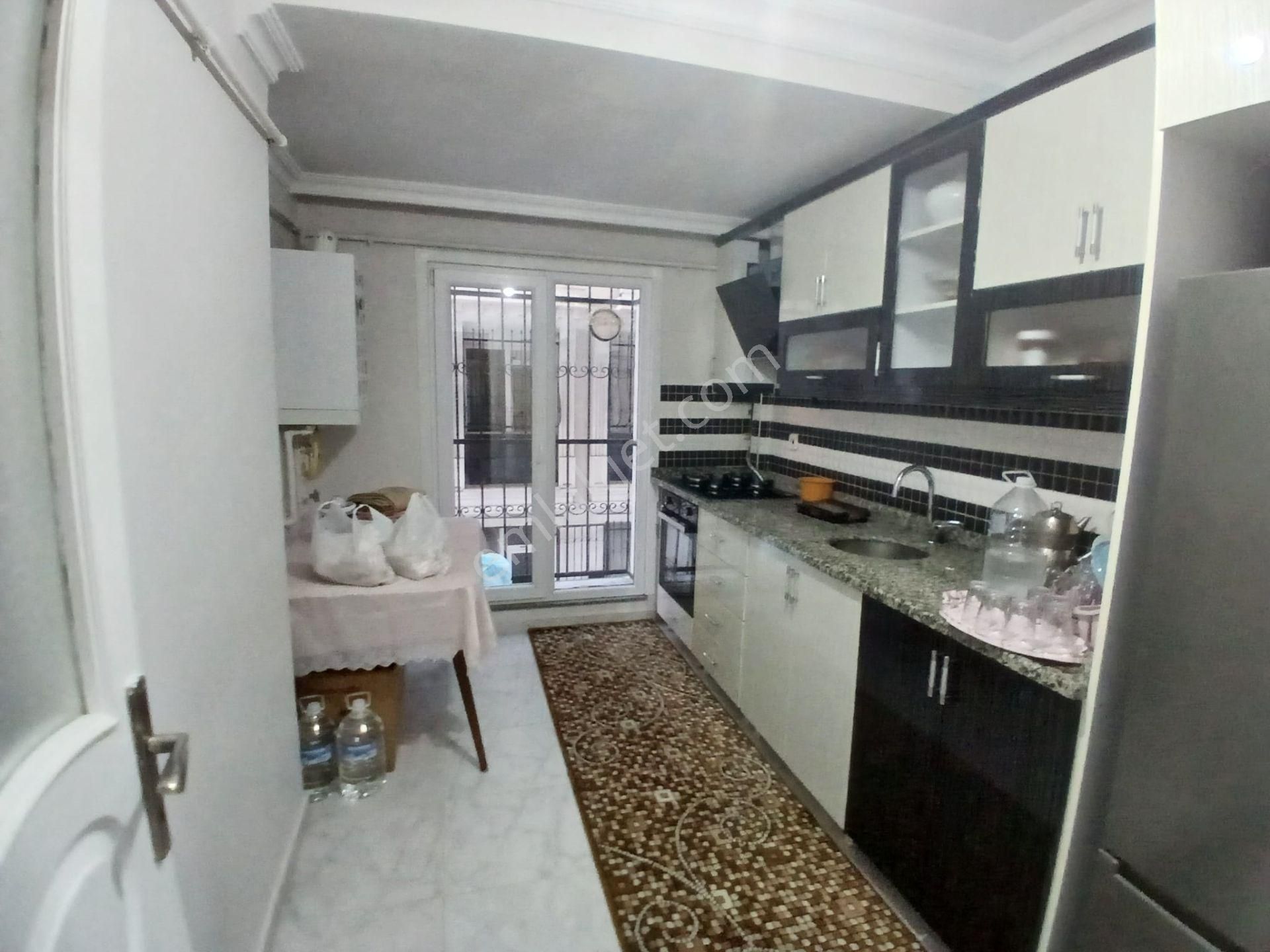 Mustafa K.m.l Paşa Da Metrobüse 5 Dk 2+1 Balkonlu Yüksek Giriş Daire