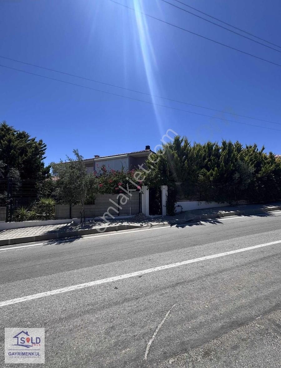 Çeşme Dalyanda Site İçi 3+1 Satılık Villa