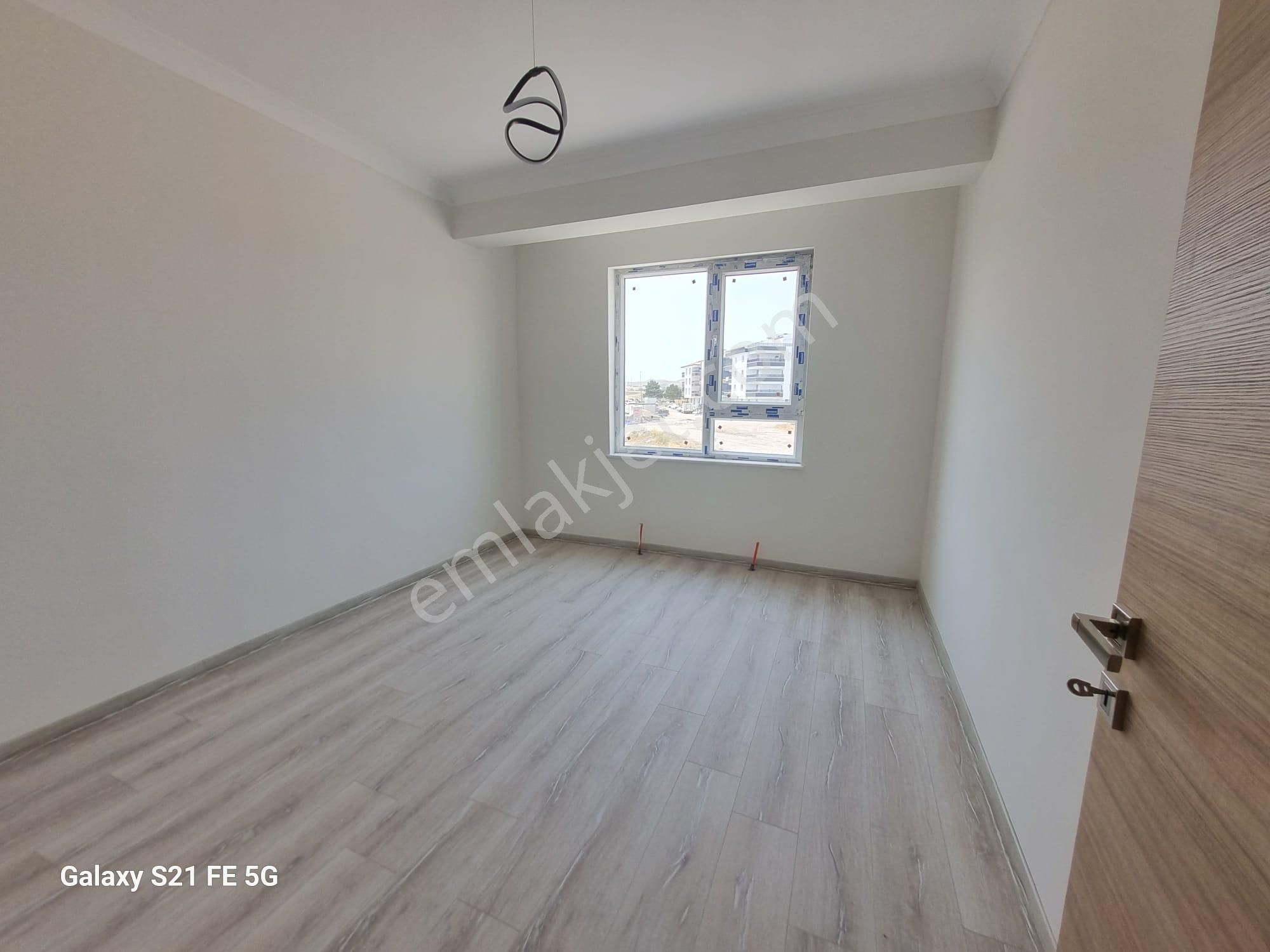 Demiröz Gayrimenkulden Fevzi Çakmakta Full Yapılı Ferah 2+1 Daire - Görsel 23