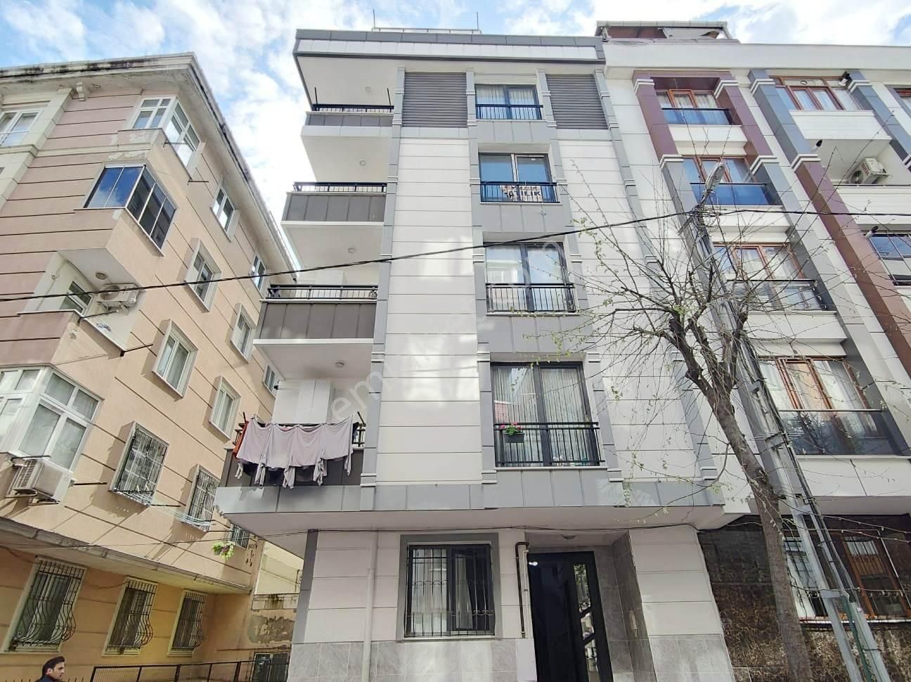 Yenibosna Pazar Pazarı Okul Yolunda 2+1 Krediye Uygun Kat2