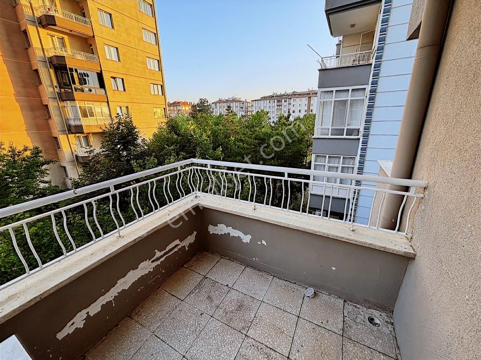 Altın Emlak Yakut Mah. Fuar Yakını Ara Kat Satılık Daire - Görsel 24