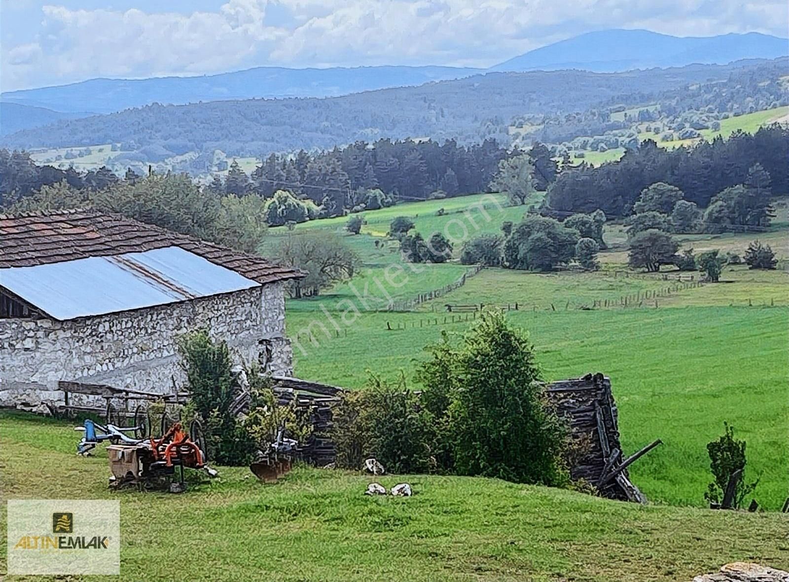 Kastamonu Ağlı'da Gölcüğez Köyüne Yakın Satılık Arsa