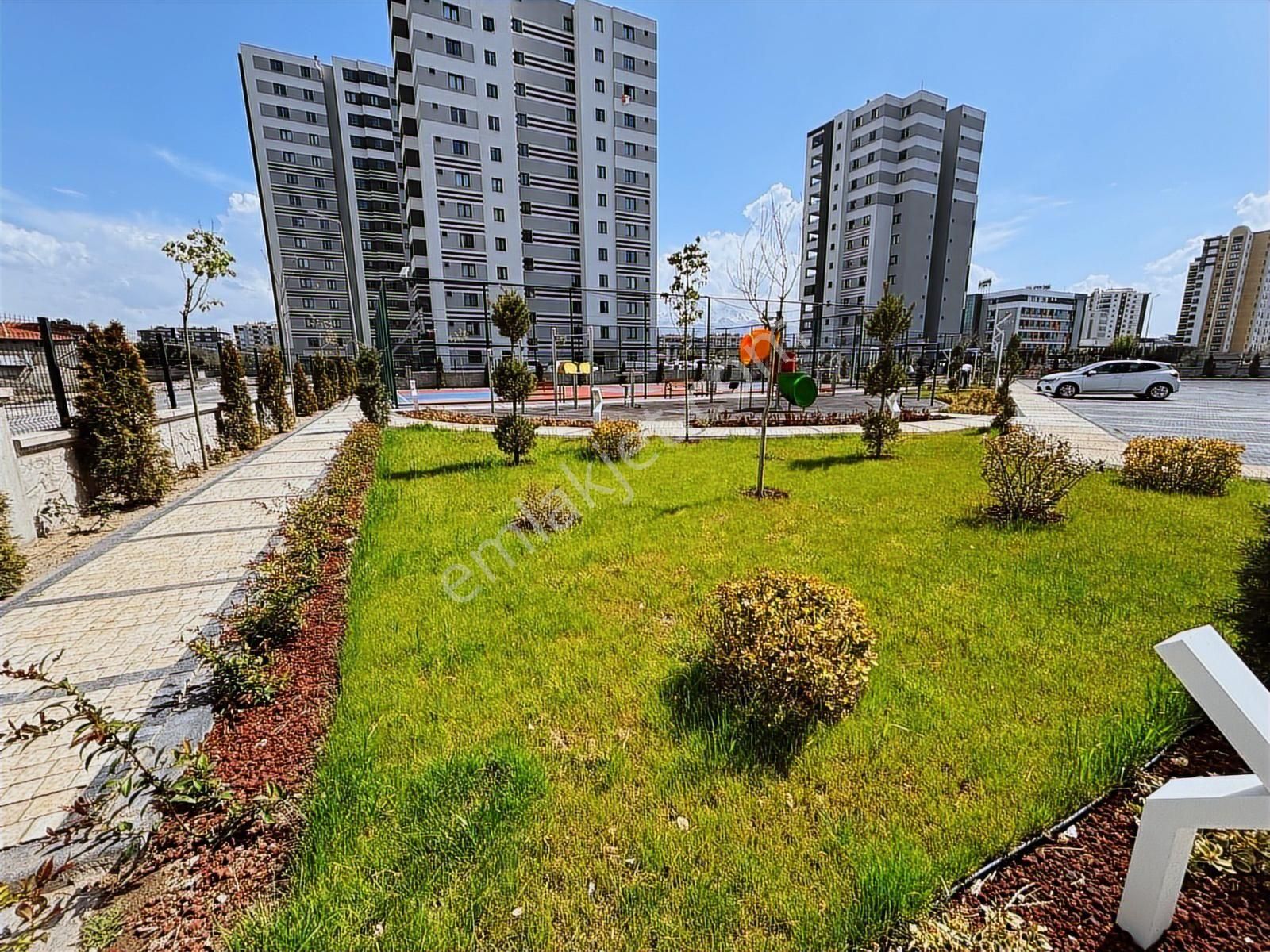 Alsancak Mh. Kasr-ı Arven 4 Köşe Daire Full Yapılı Satılık 4+1 - Görsel 7