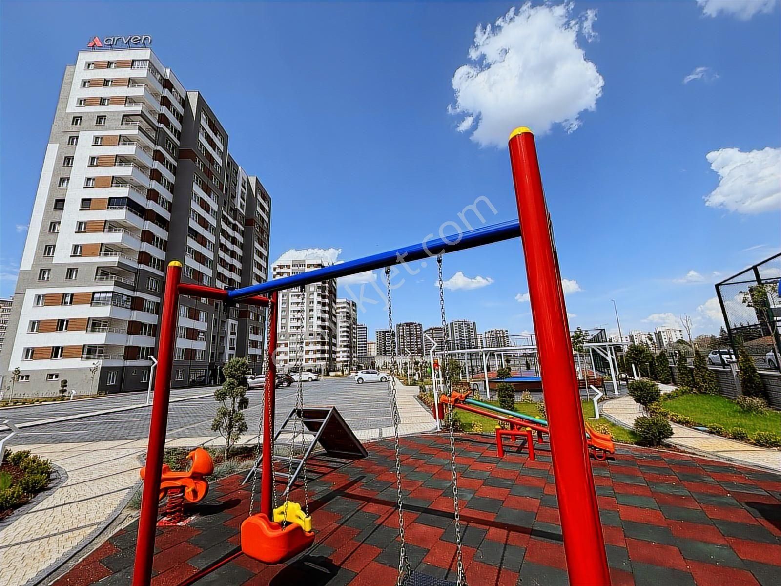 Alsancak Mh. Kasr-ı Arven 4 Köşe Daire Full Yapılı Satılık 4+1 - Görsel 4