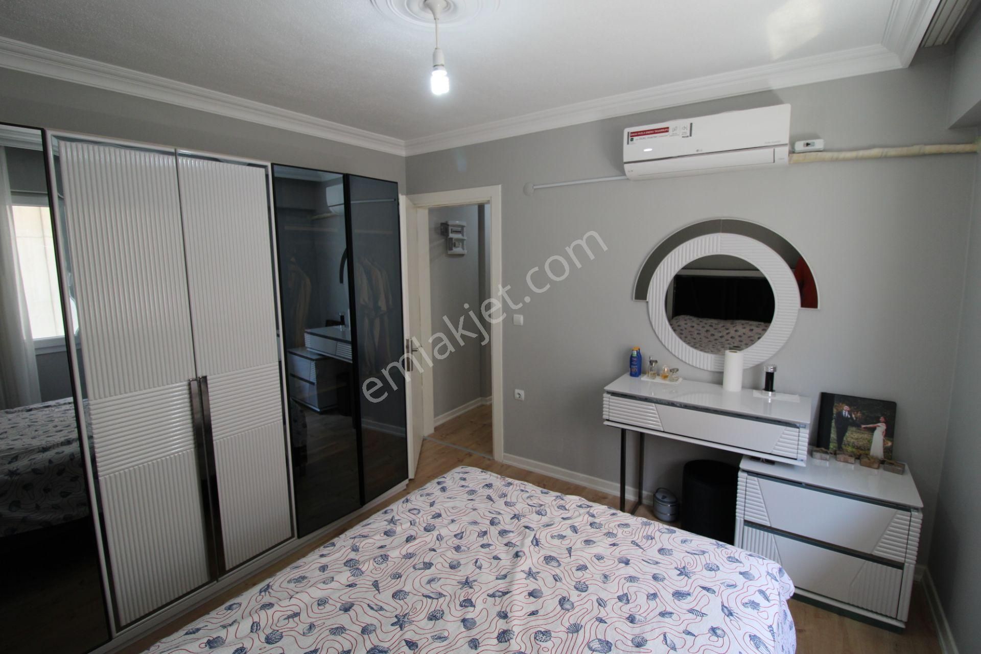 Aydın Didim Yeni Mahalle 4+1 Ayrı Mutfak Eşyalı Dubleks Daire Asansörlü Çarşı Merkezde 9 Yıllık - Görsel 4