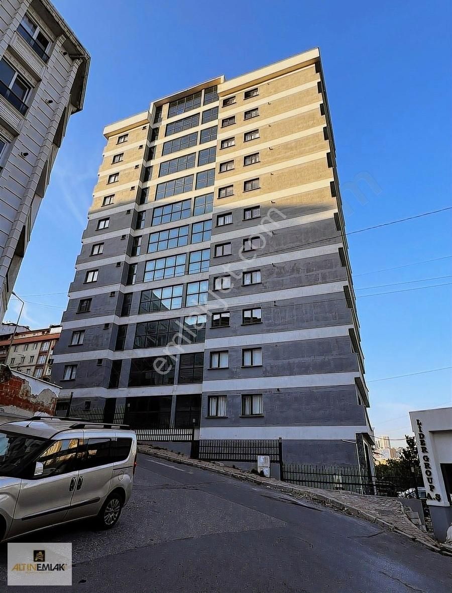 Esenyurt Mehmet Akif Mah. Park Manzaralı Kiralık 1+1 Daire