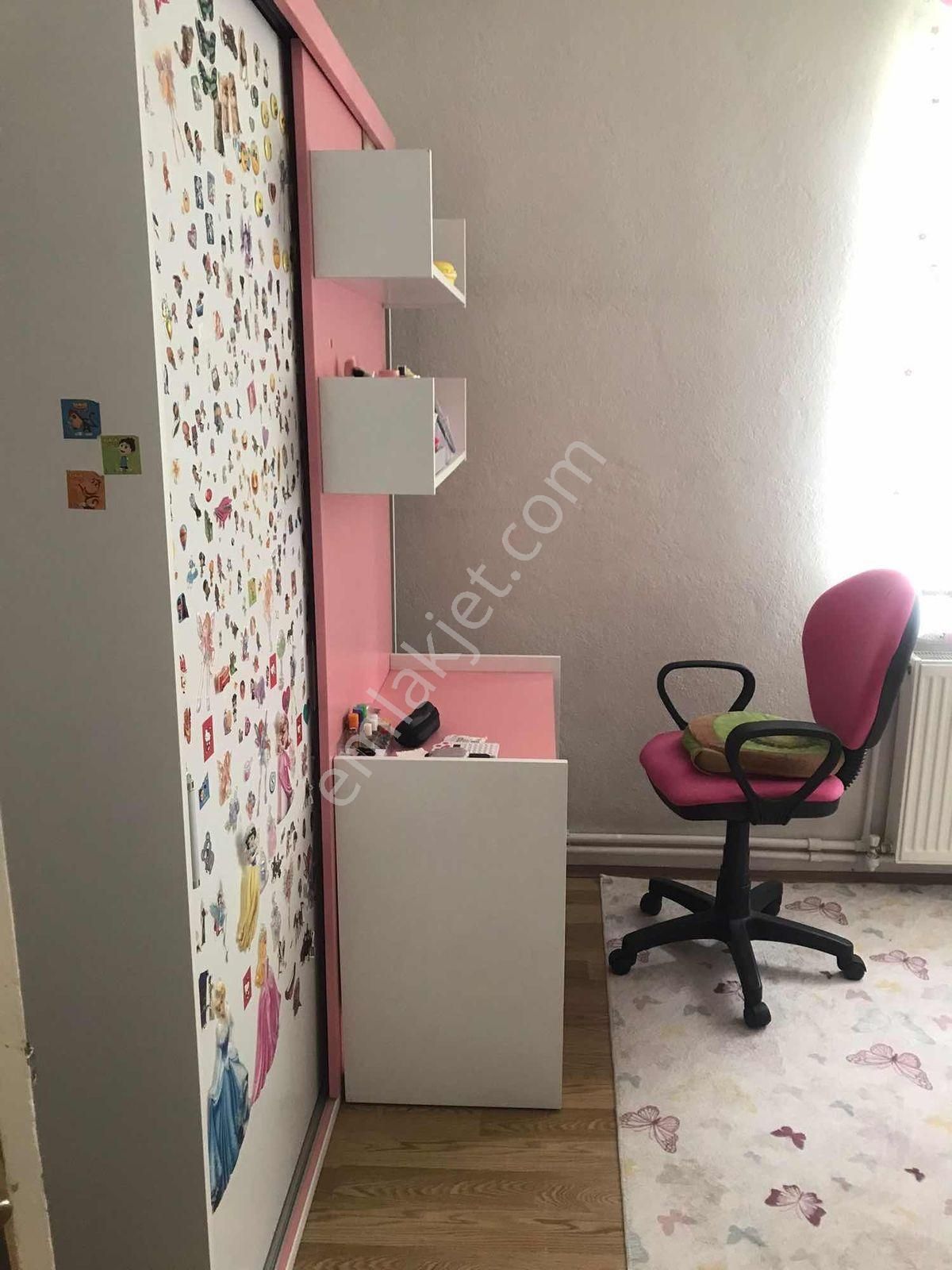 Mevlana Mahallesinde Kombili 2+1 Satılık Daire - Görsel 2