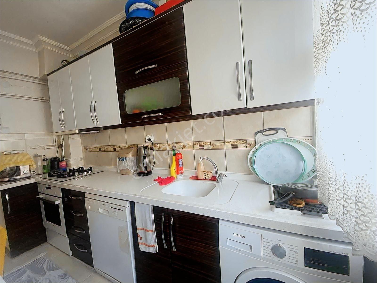 Mevlana Mahallesinde Kombili 2+1 Satılık Daire - Görsel 23