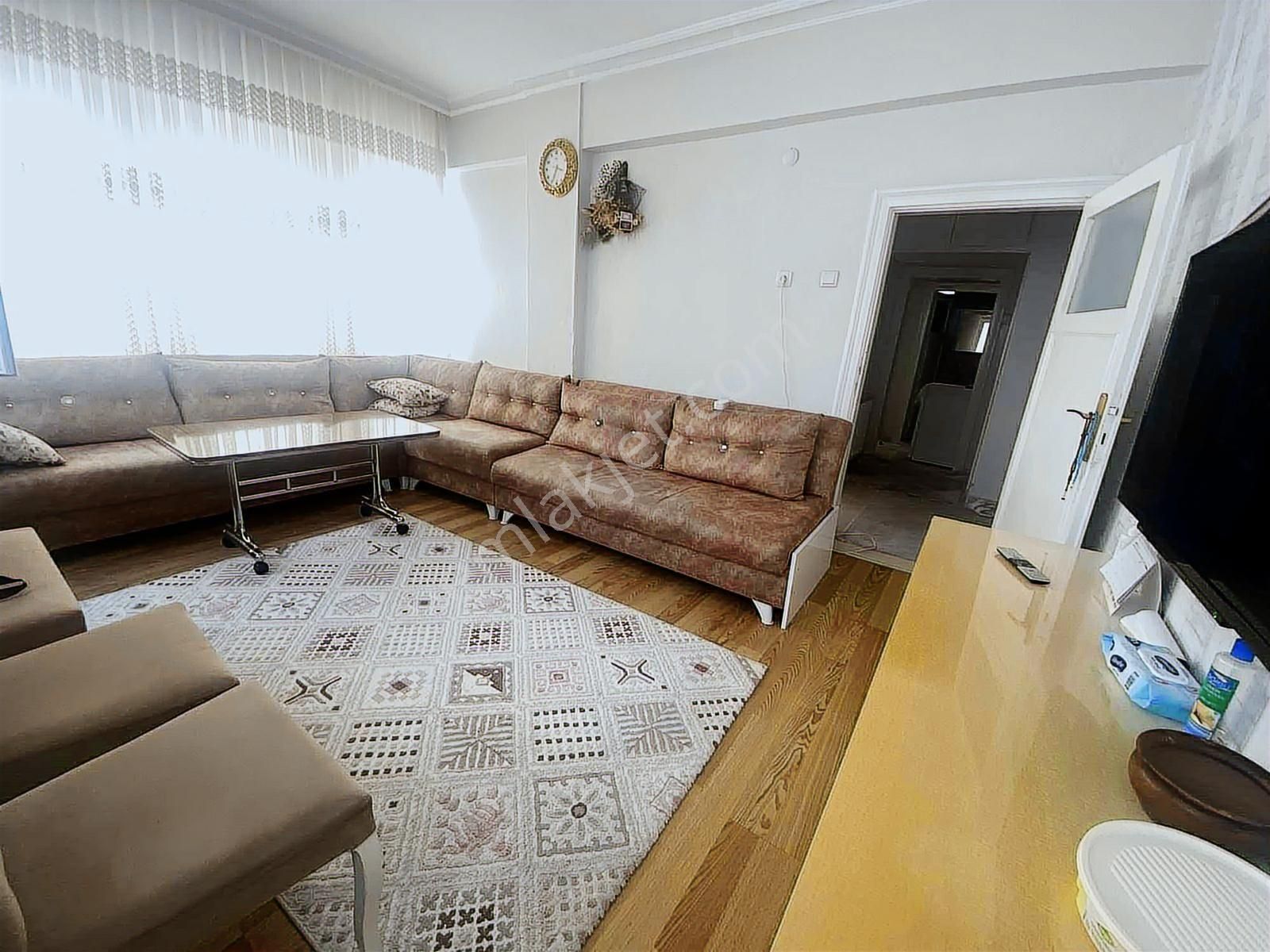 Mevlana Mahallesinde Kombili 2+1 Satılık Daire - Görsel 16