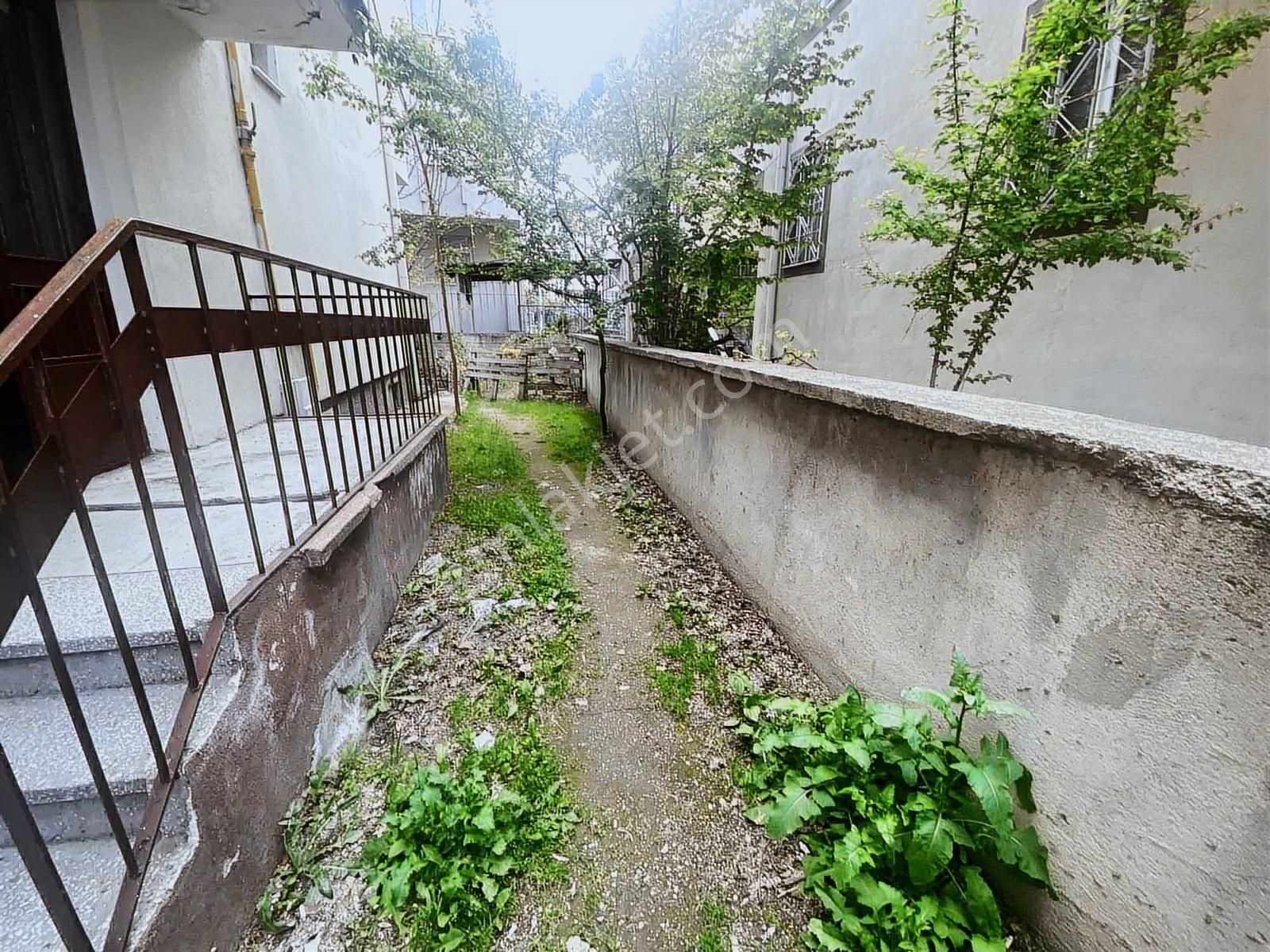 Mevlana Mahallesinde Kombili 2+1 Satılık Daire - Görsel 17