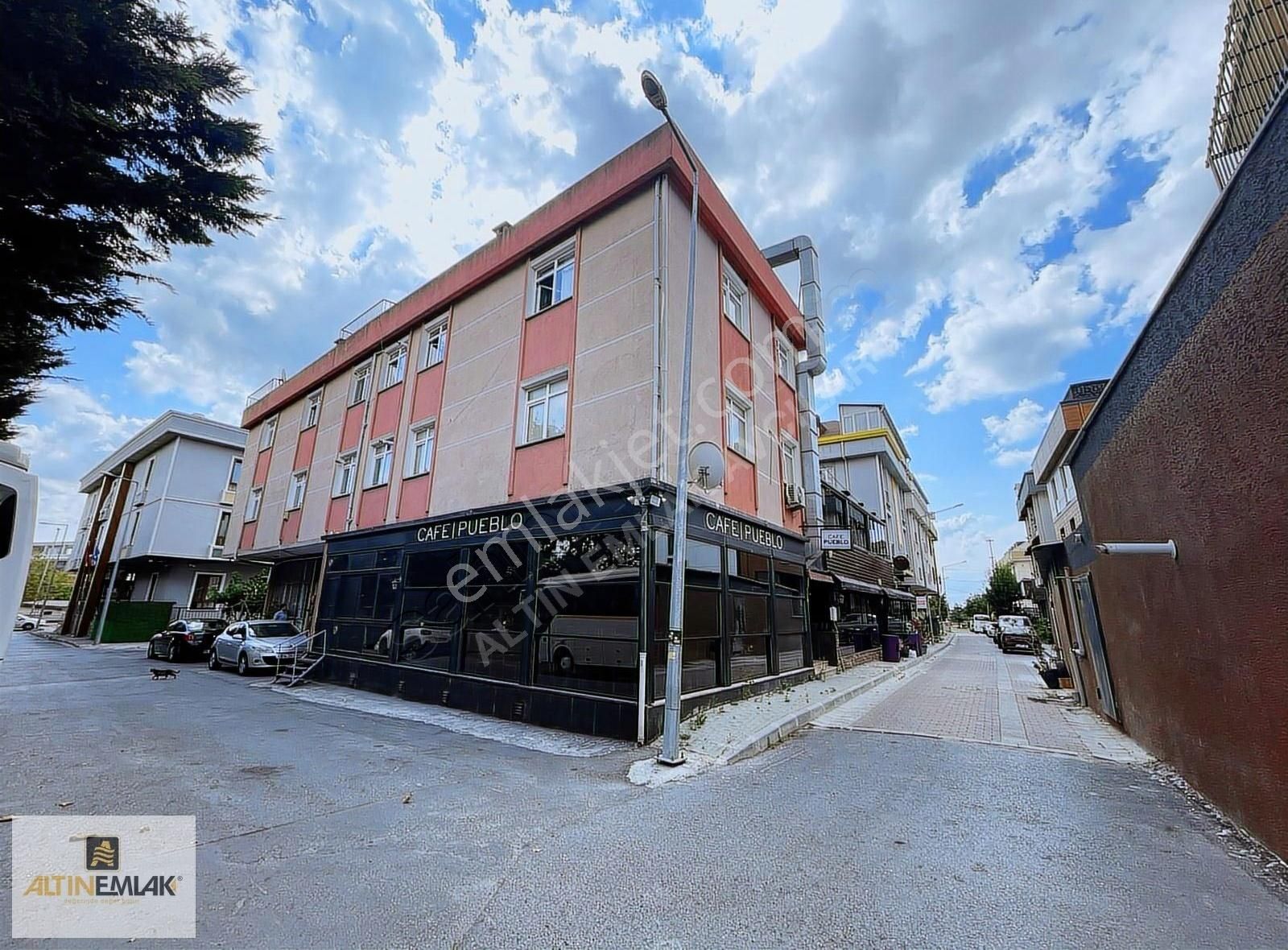 Avcılar Üniversite Mah. Çatı Katı Kiralık Daire