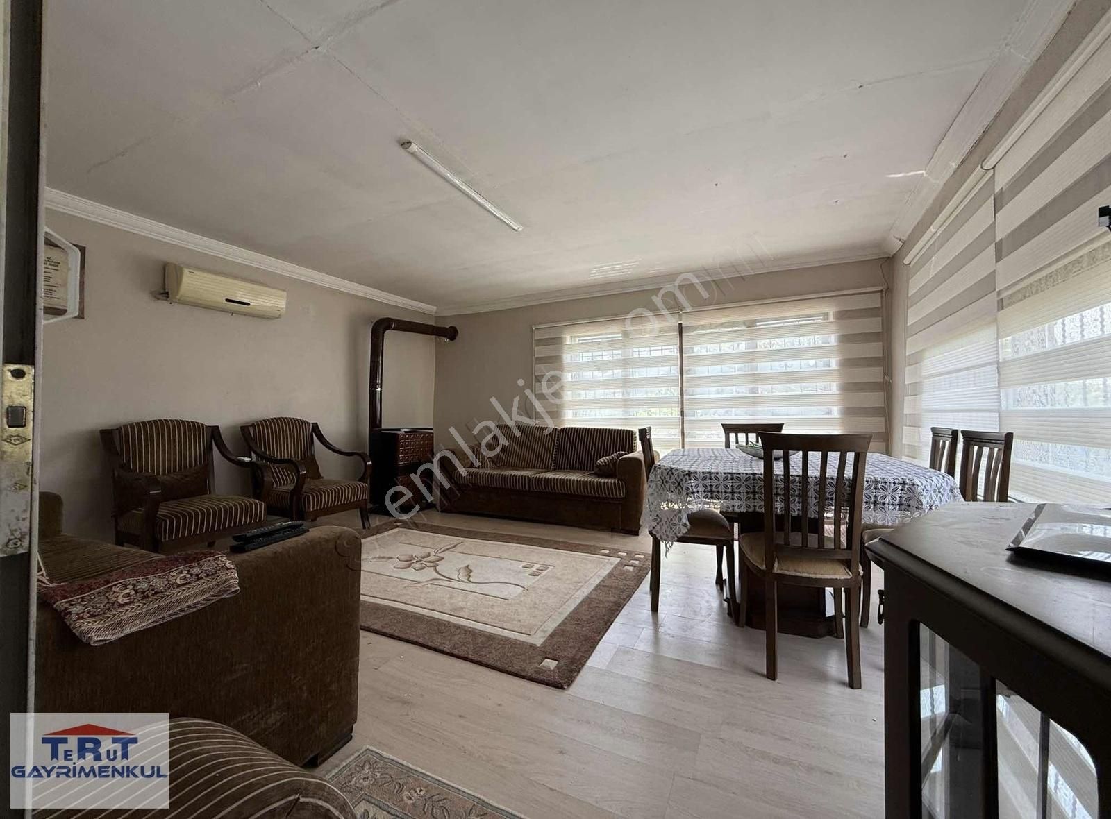 Manisa Çapaçarık Civarı Kiralık 2+1 Havuzlu Eşyalı Bahçeli Daire
