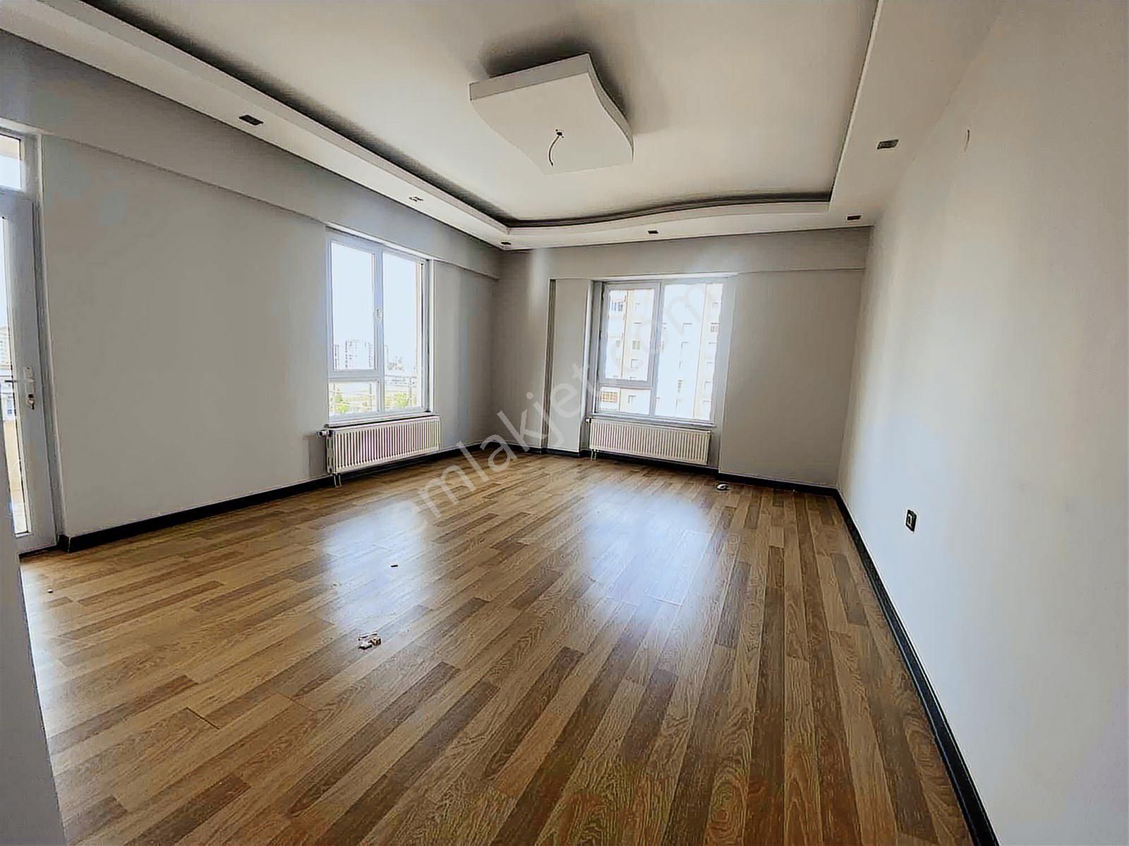 Sümer Evlerinde 3+1 Kombili Lüks Daire - Görsel 21