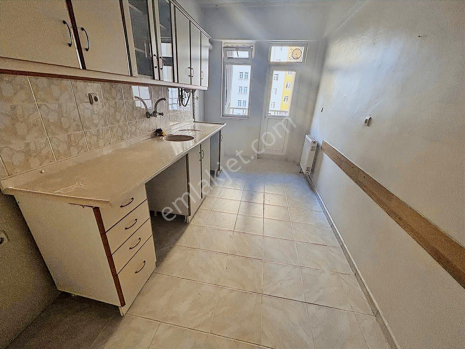 Yenişehir Eras Siteleri 3+1 Ara Kat Güney Batı Satılık Daire - Görsel 4