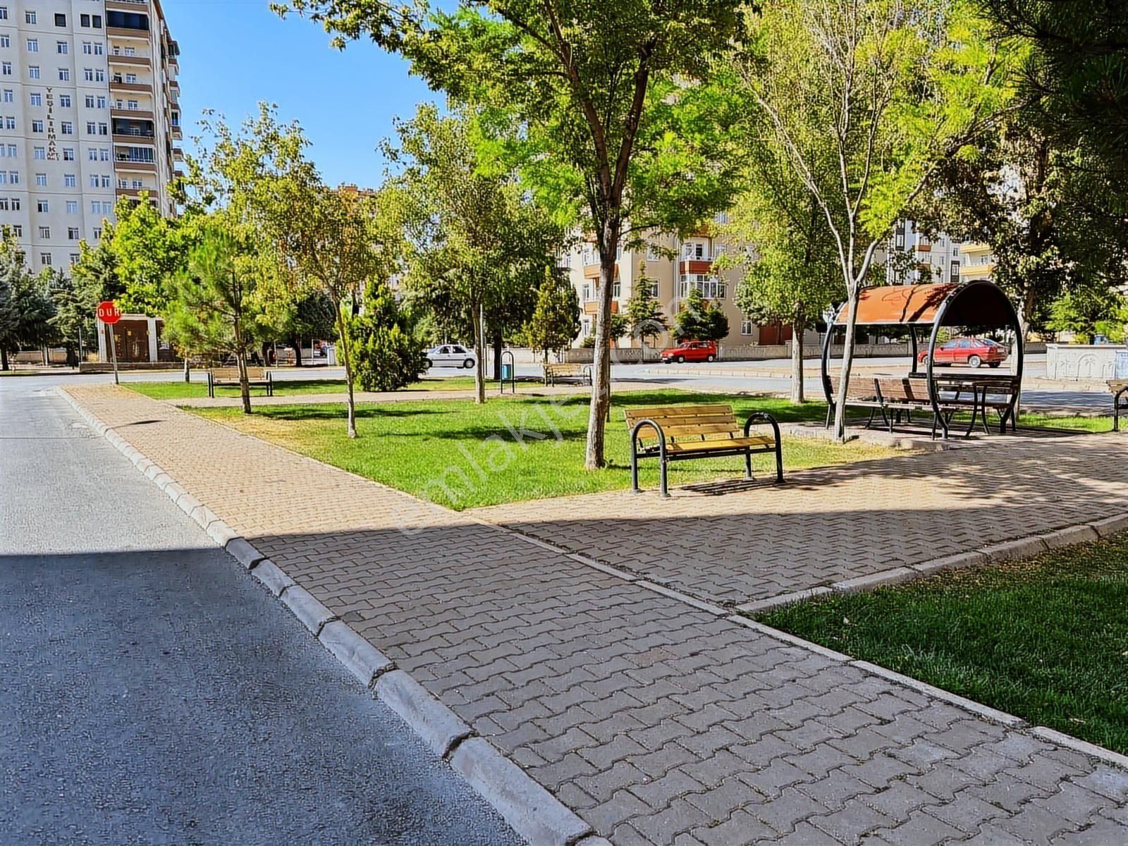 Yenişehir Eras Siteleri 3+1 Ara Kat Güney Batı Satılık Daire - Görsel 2