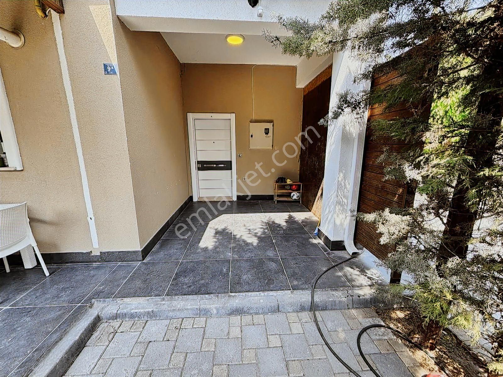 Altınoluk'ta Çok Uygun Fiyata Masrafsız Manzaralı Villa Fırsatı - Görsel 34