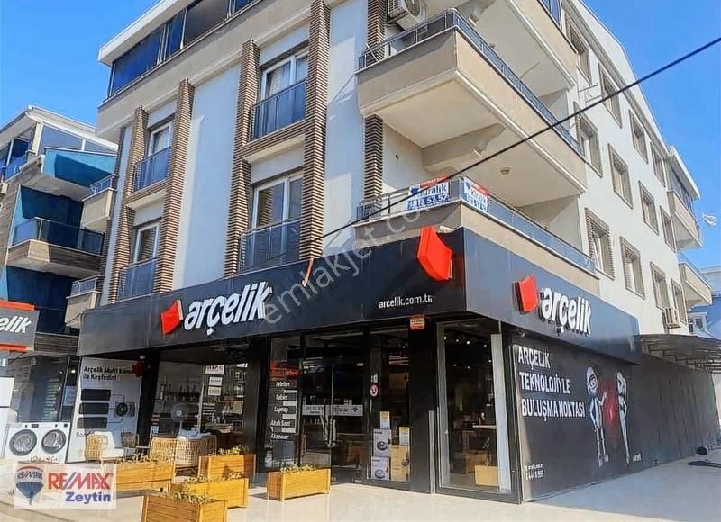 Cadde Üzerinde Sıfır Eşyasız 3+1 Kiralık Daire
