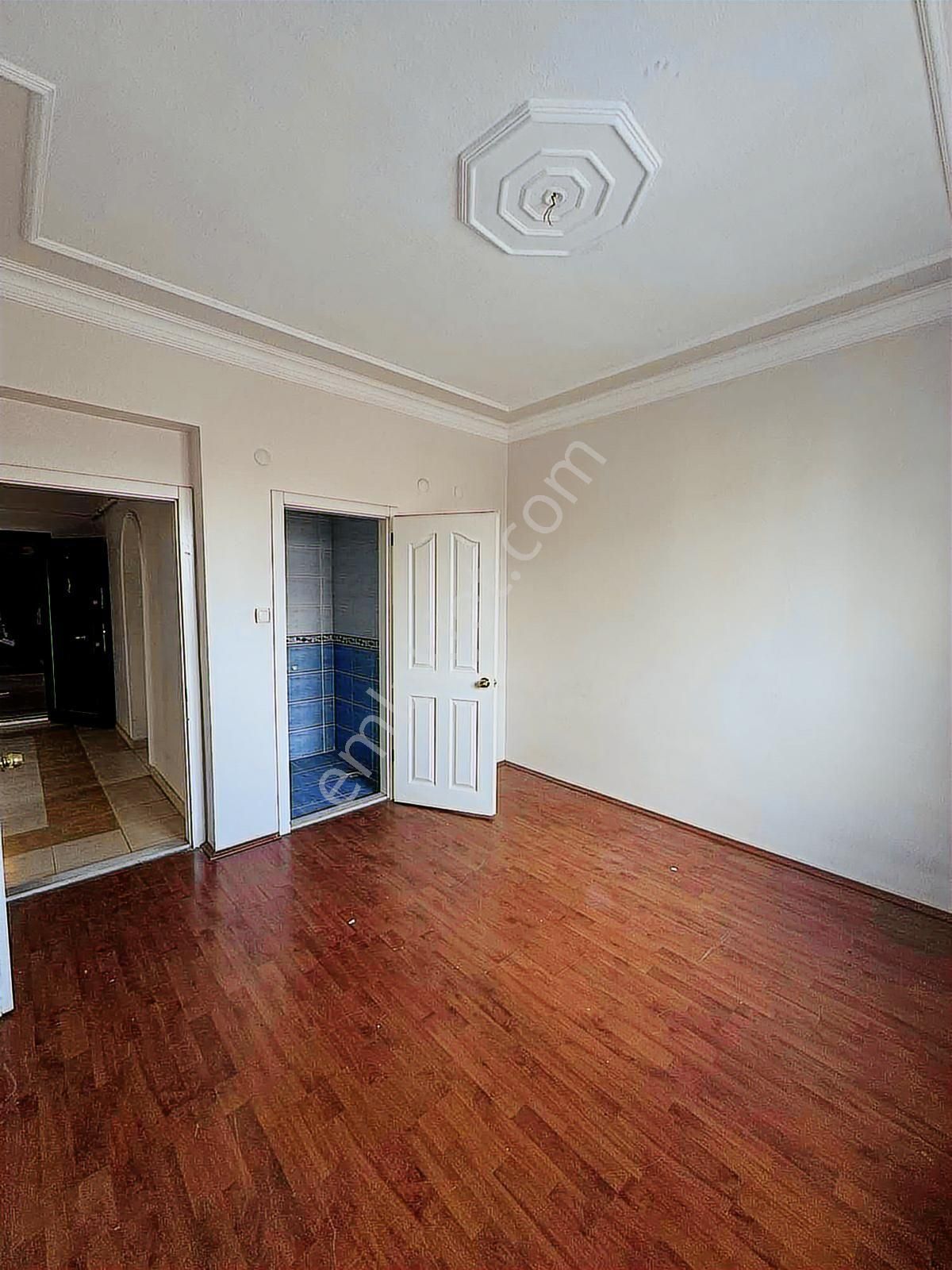 Altın Emlaktan Esenyurtta Kombili 3+1 Daire