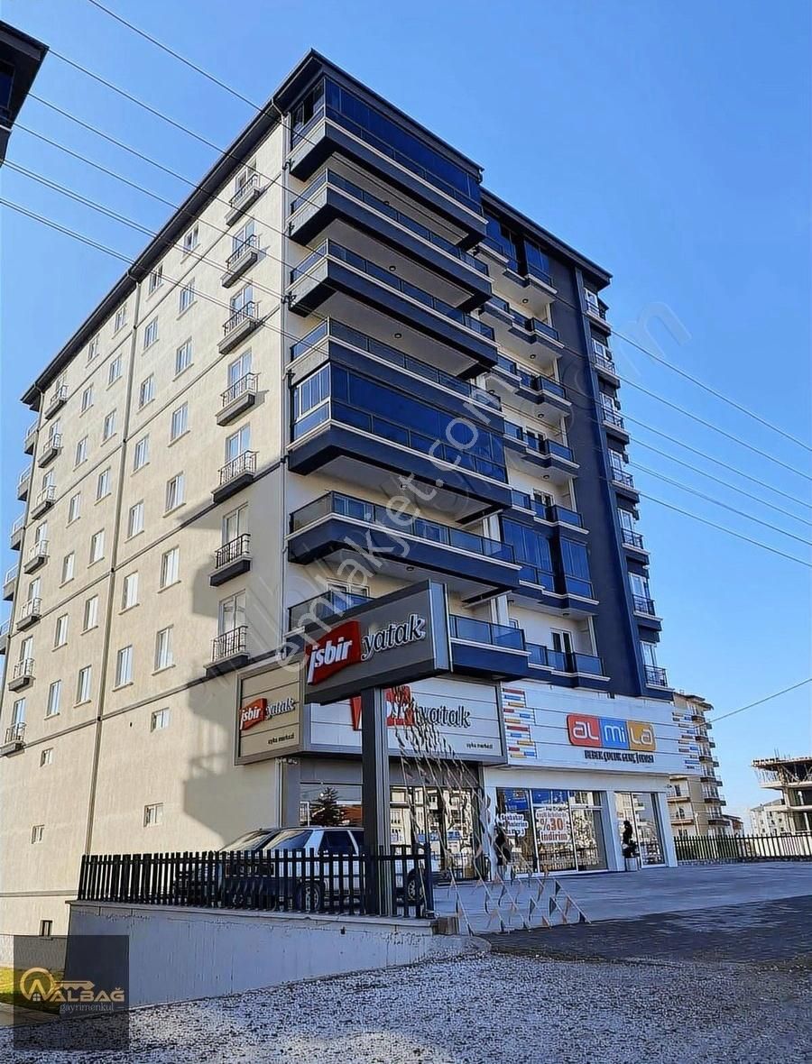Albağ Gayrimenkul'den Sanayi Mahallesi'nde Satılık 2+1 Daire