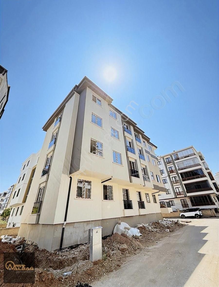 Albağ'dan Satılık Paşacık Mahallesi Lüks Eşyalı 1+1 Daireler