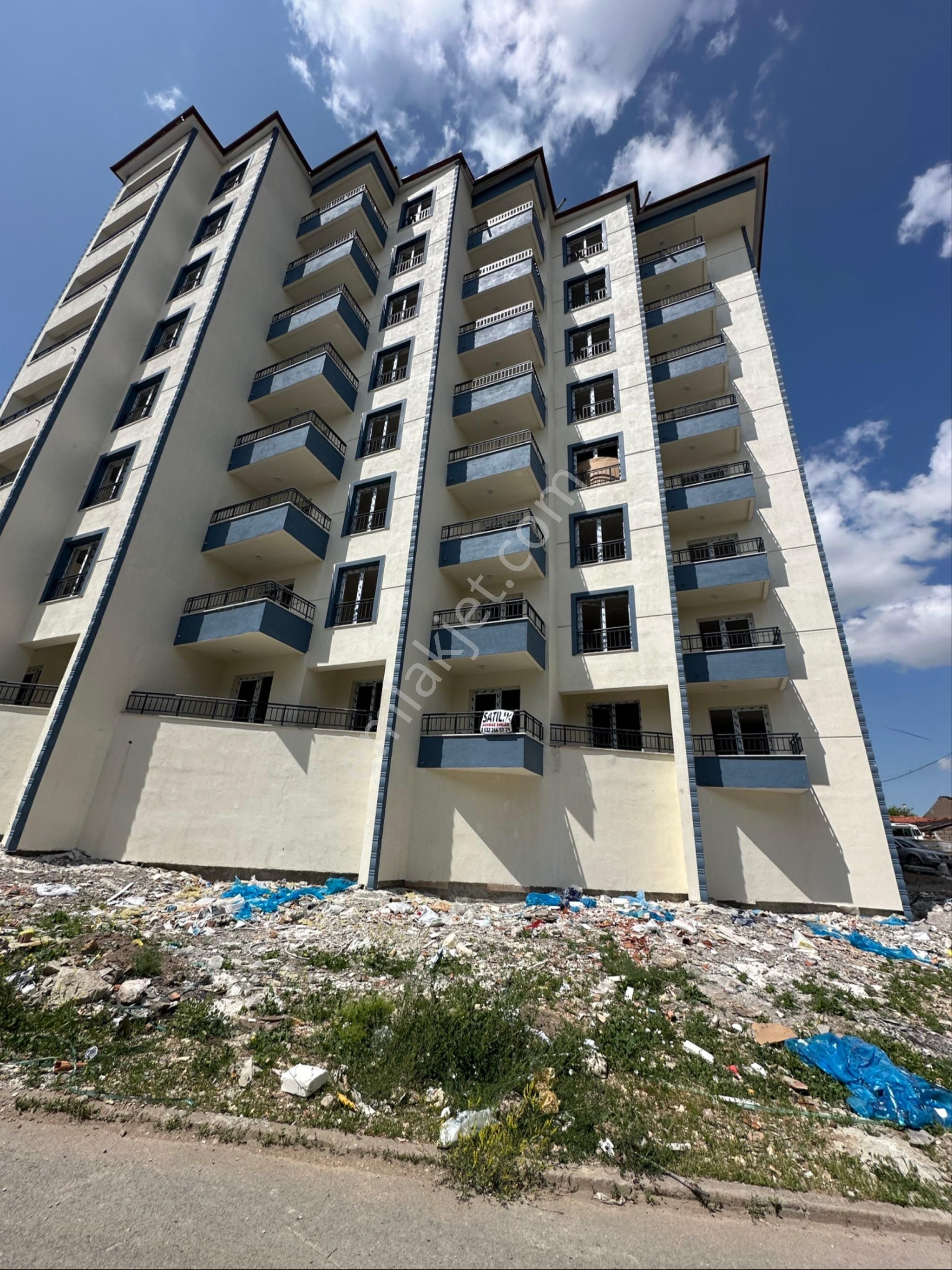 Şahbaz Emlak’tan- Altuntabak Mahallesi’nde Satılık 3+1 Daire