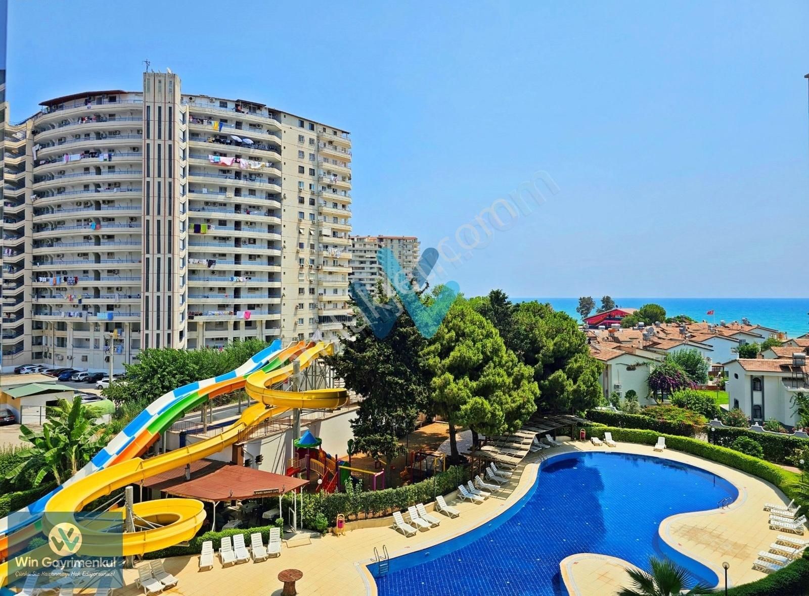Win'den Liparis Sunset'te Deniz Manzaralı Eşyalı 2+1