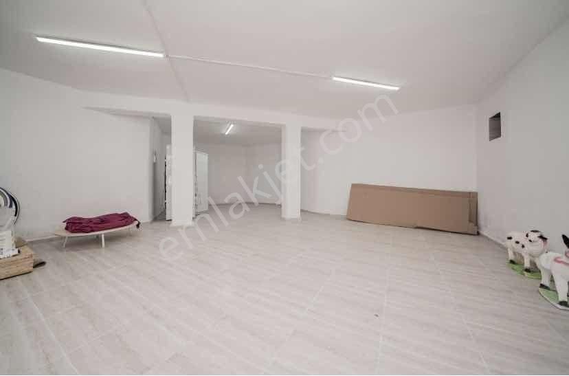 Yukarı Talas'ta Manzaralı Geniş Bahçeli Satılık Villa - Görsel 15