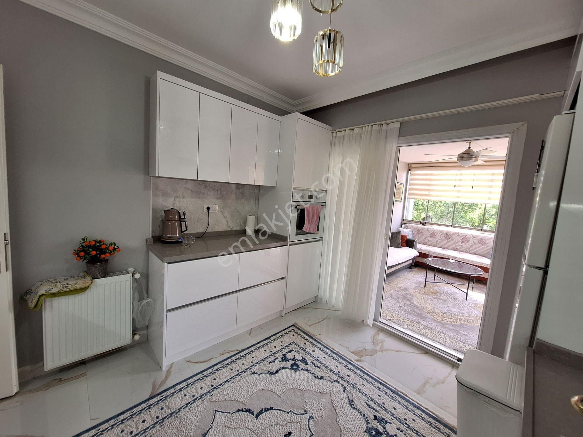 Kuşadası Değirmendere Mevki Doğalgazlı Geniş Satılık 3+1 Daire - Görsel 24