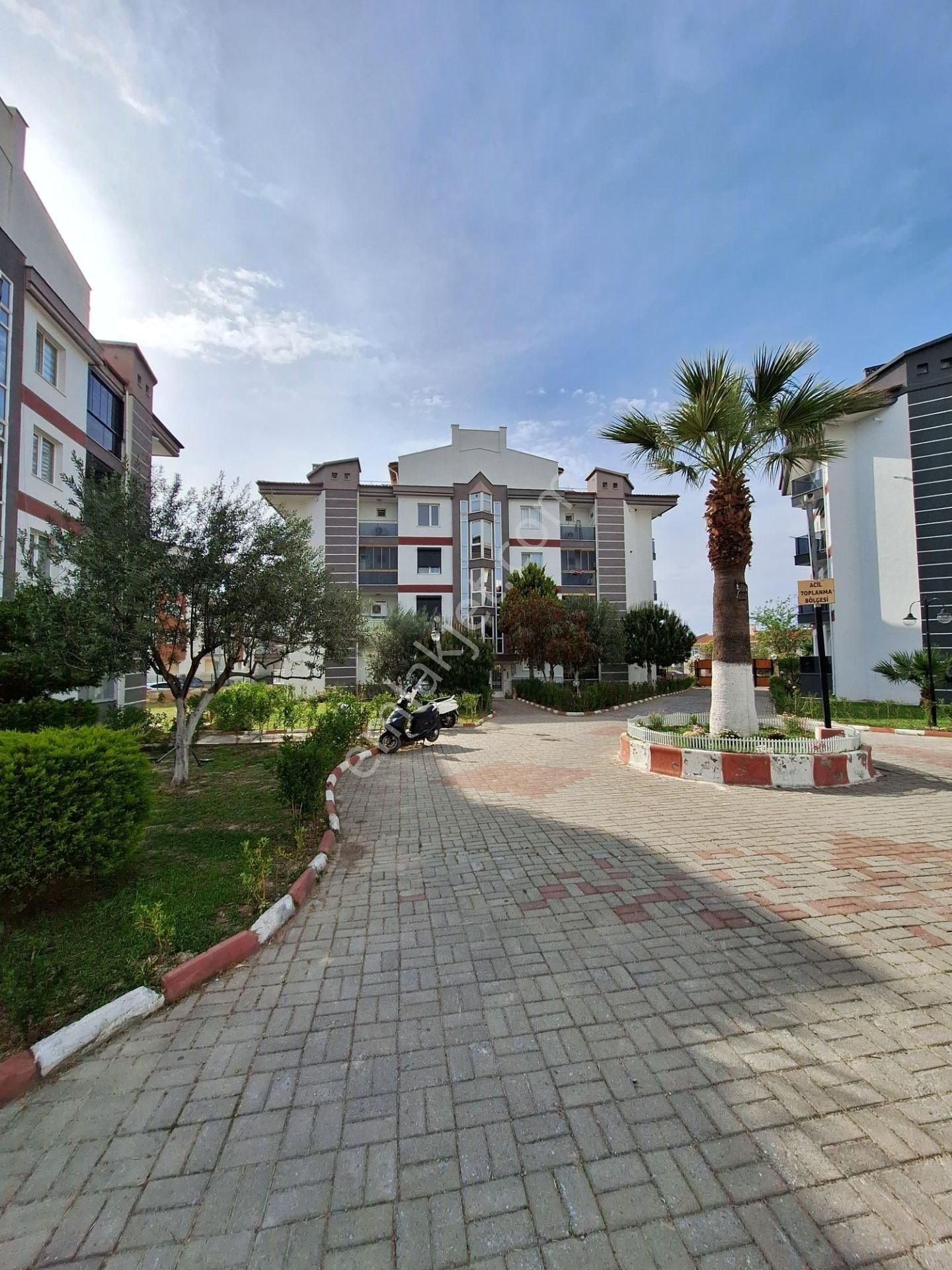 Kuşadası Değirmendere Mevki Doğalgazlı Geniş Satılık 3+1 Daire - Görsel 32